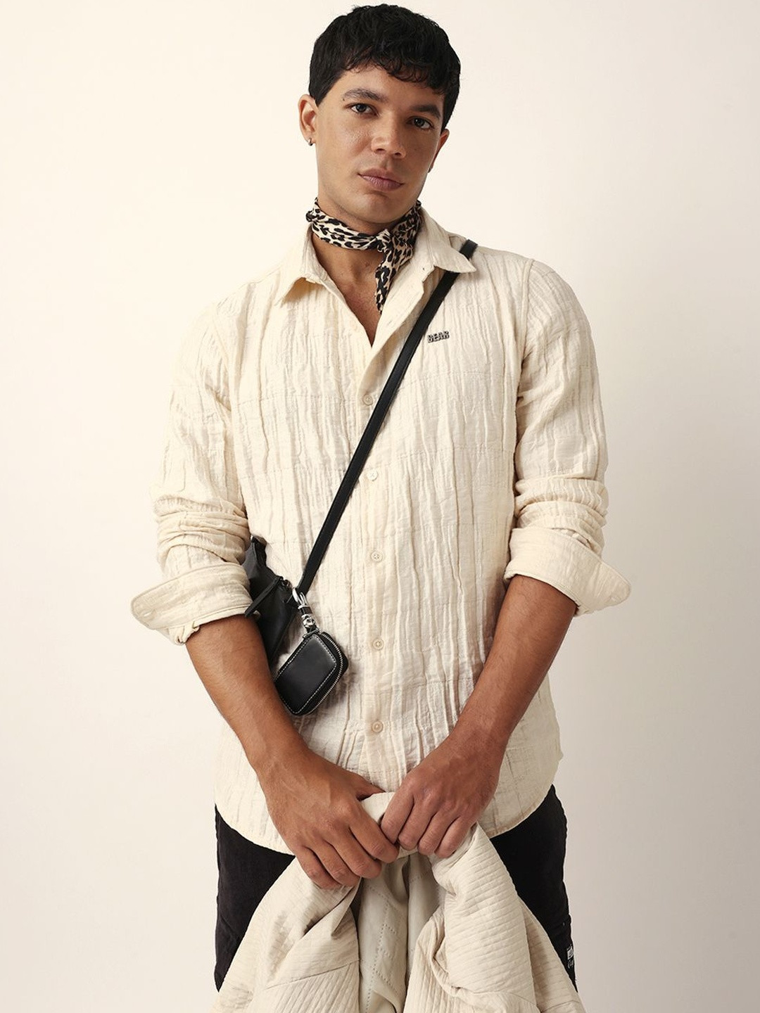 THE BEAR HOUSE Men Slim Fit Casual Shirt
