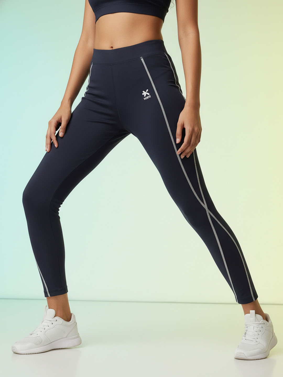 HRX by Hrithik Roshan Women Contrast Stitching High-Rise Rapid-Dry Cropped Training Tights