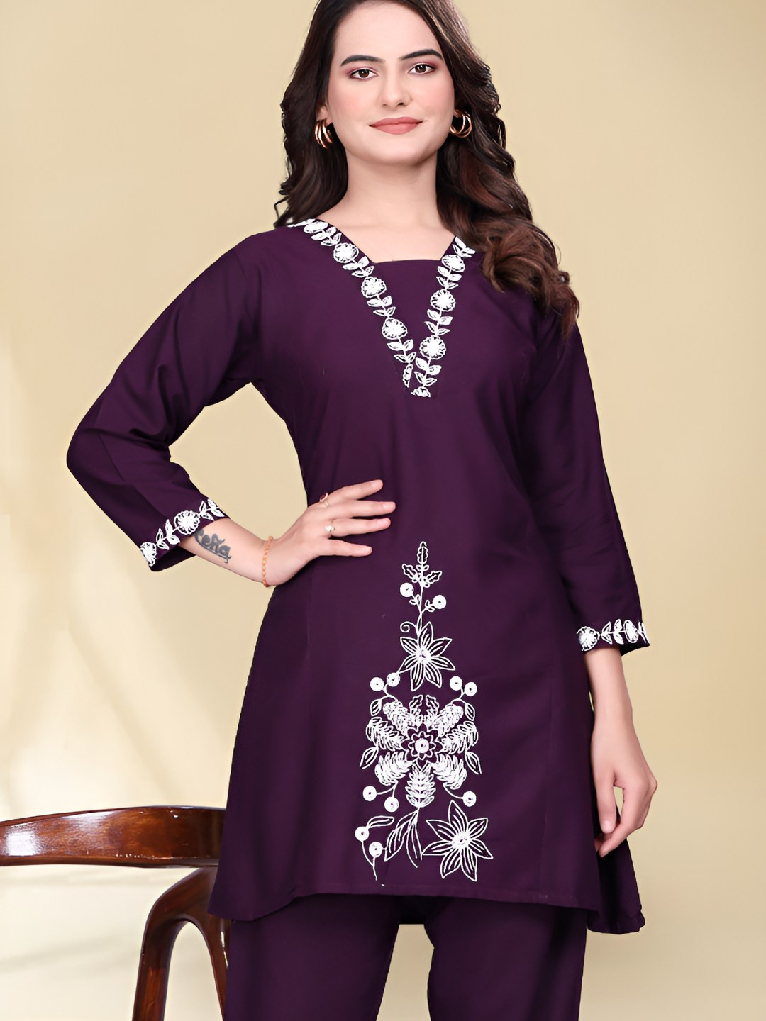 SWORNY FASHION Women Ethnic Motifs Embroidered Regular Pure Cotton Kurti with Trousers