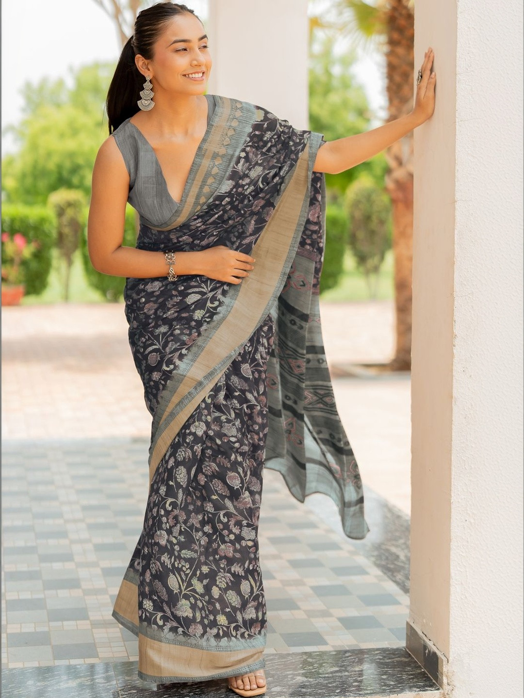KALINI Floral Zari Saree