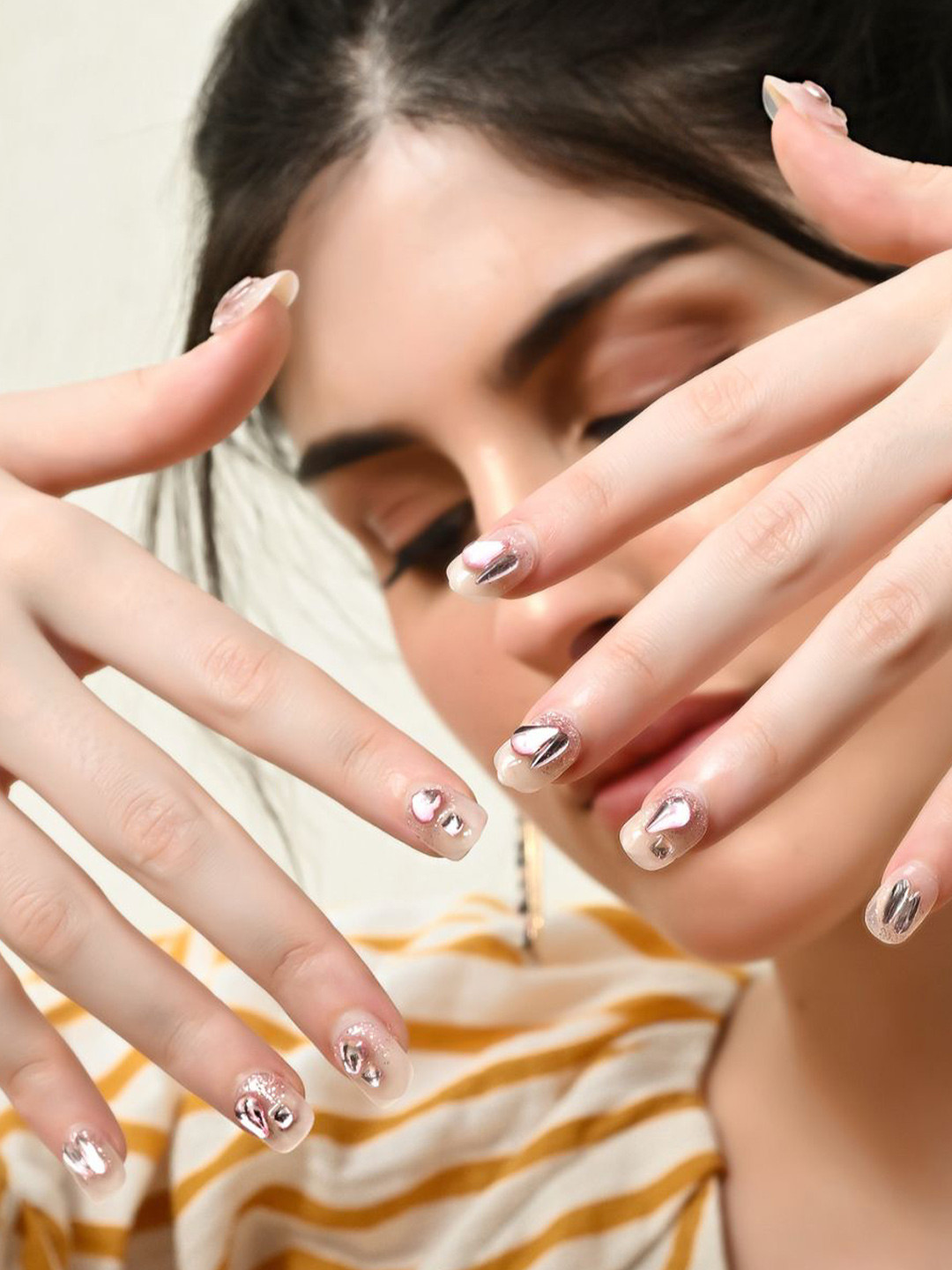 GLOW CUPID Set Of 10 Glossy Finish Reusable Press On Nails - Rosy-Romance