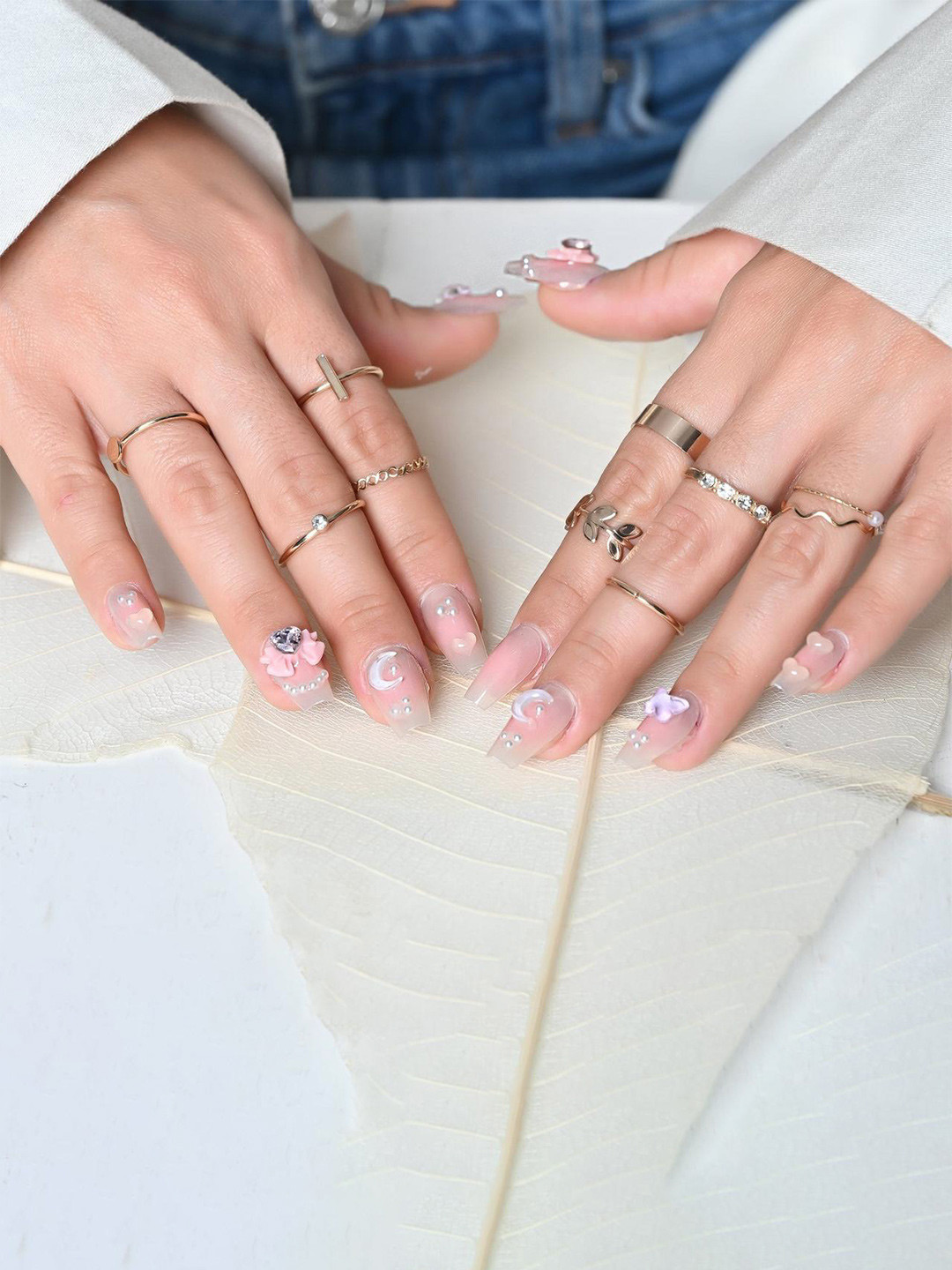 GLOW CUPID 24 Pieces Blushing Bride Nails