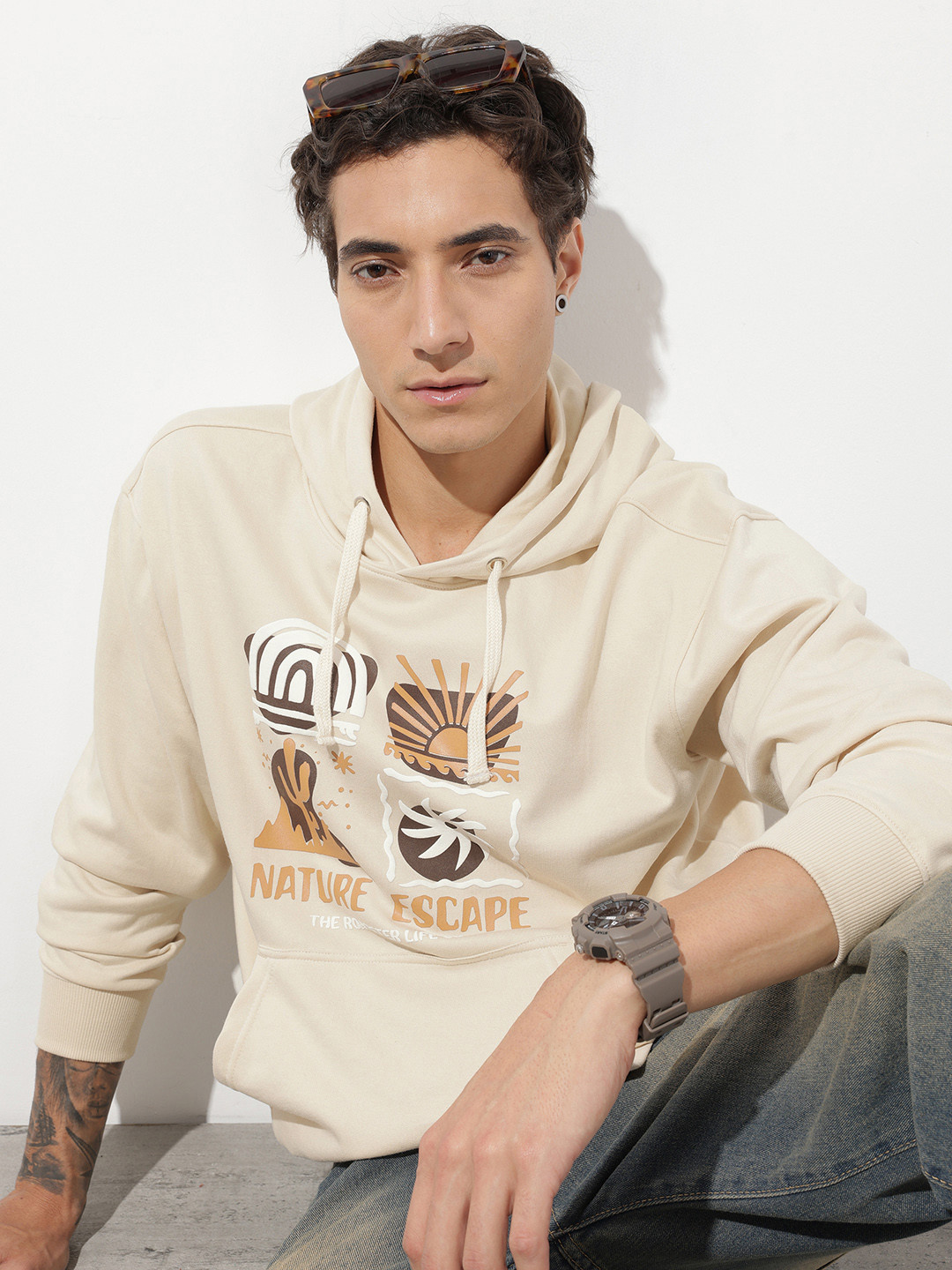 The Roadster Life Co. Graphic Printed Hooded Sweatshirt