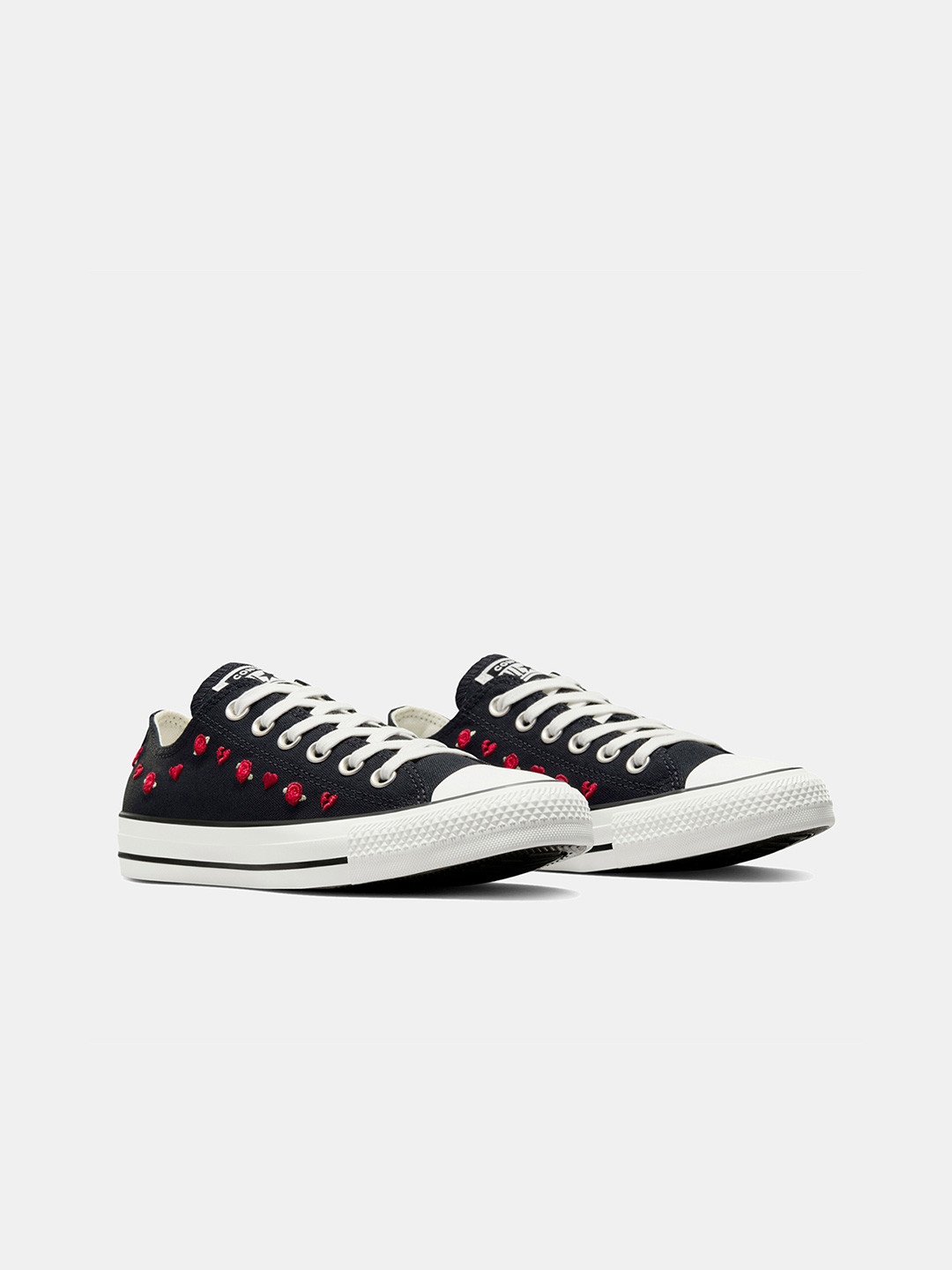 Converse Women Chuck Taylor All Star Roses Canvas Low Top Sneaker