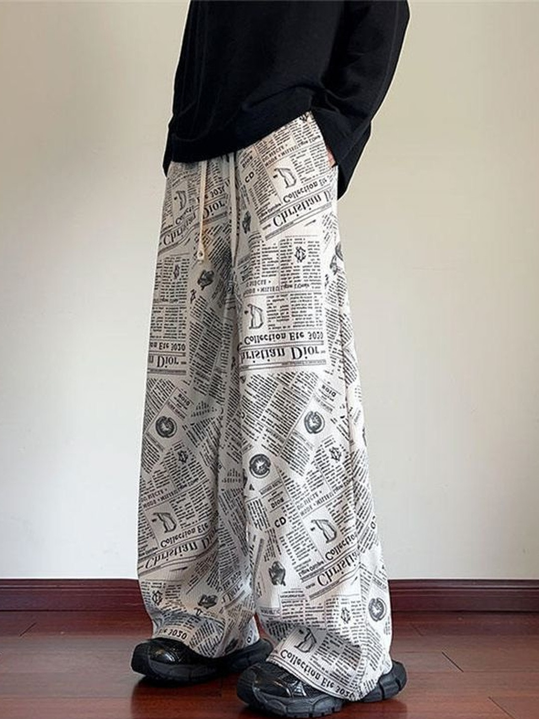 StyleCast x Revolte Men Printed Loose Fit Easy Wash Trousers