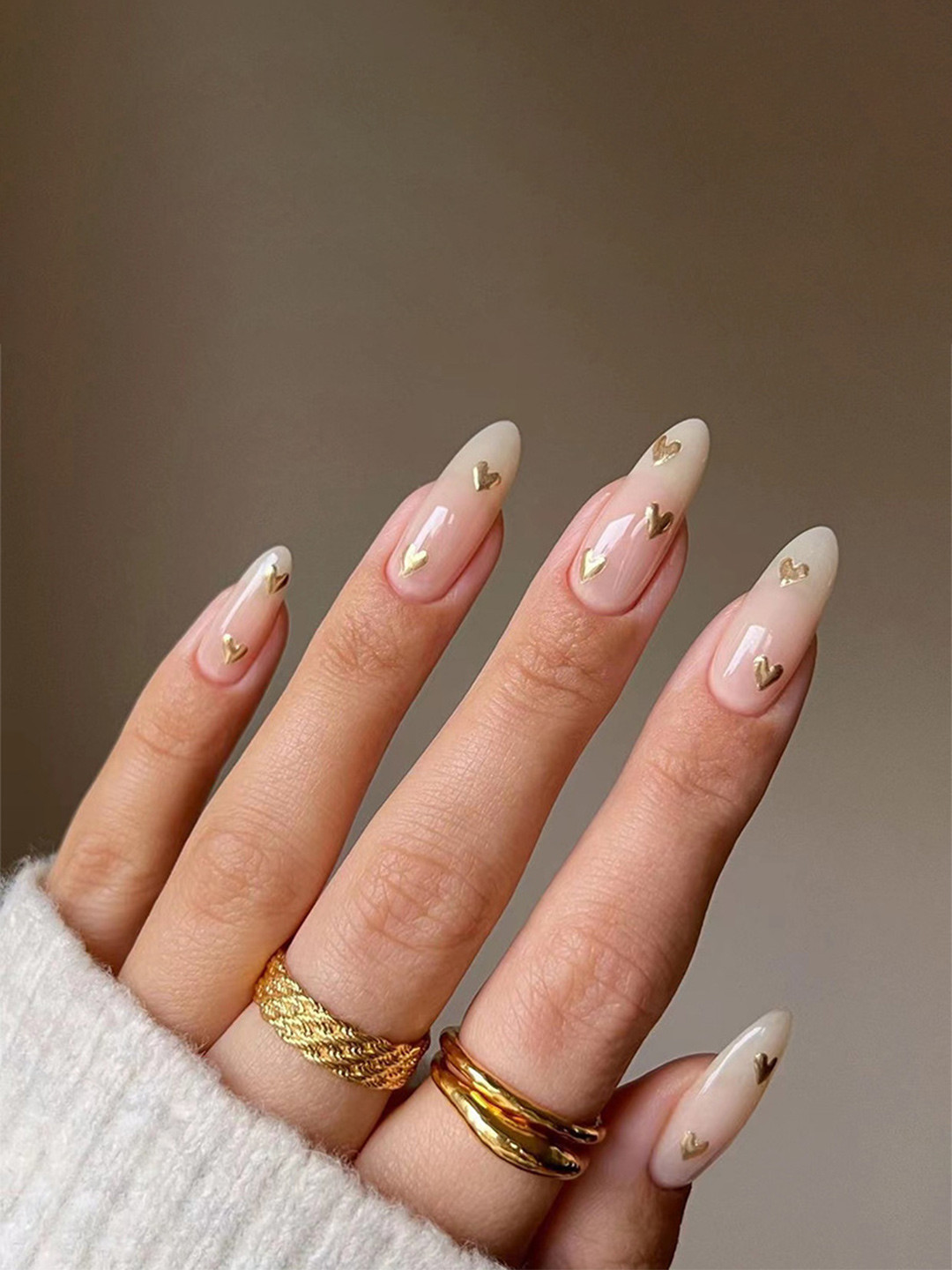 GLOW CUPID 24 Pieces Reusable Press On Nails - Golden Hearts