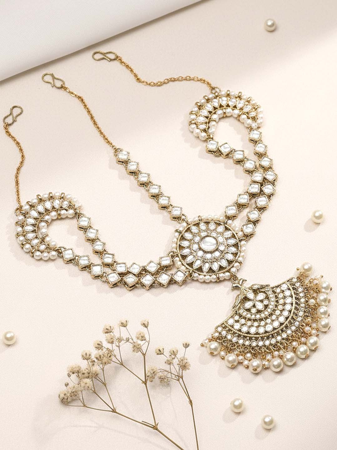 KARATCART Gold Plated Kundan studded Matha Patti