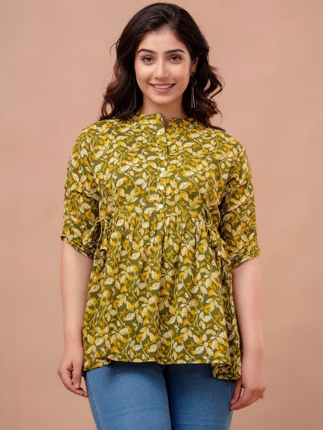 Tulsiram Women Printed Mandarin Collar Three-Quarter Sleeves Tunic