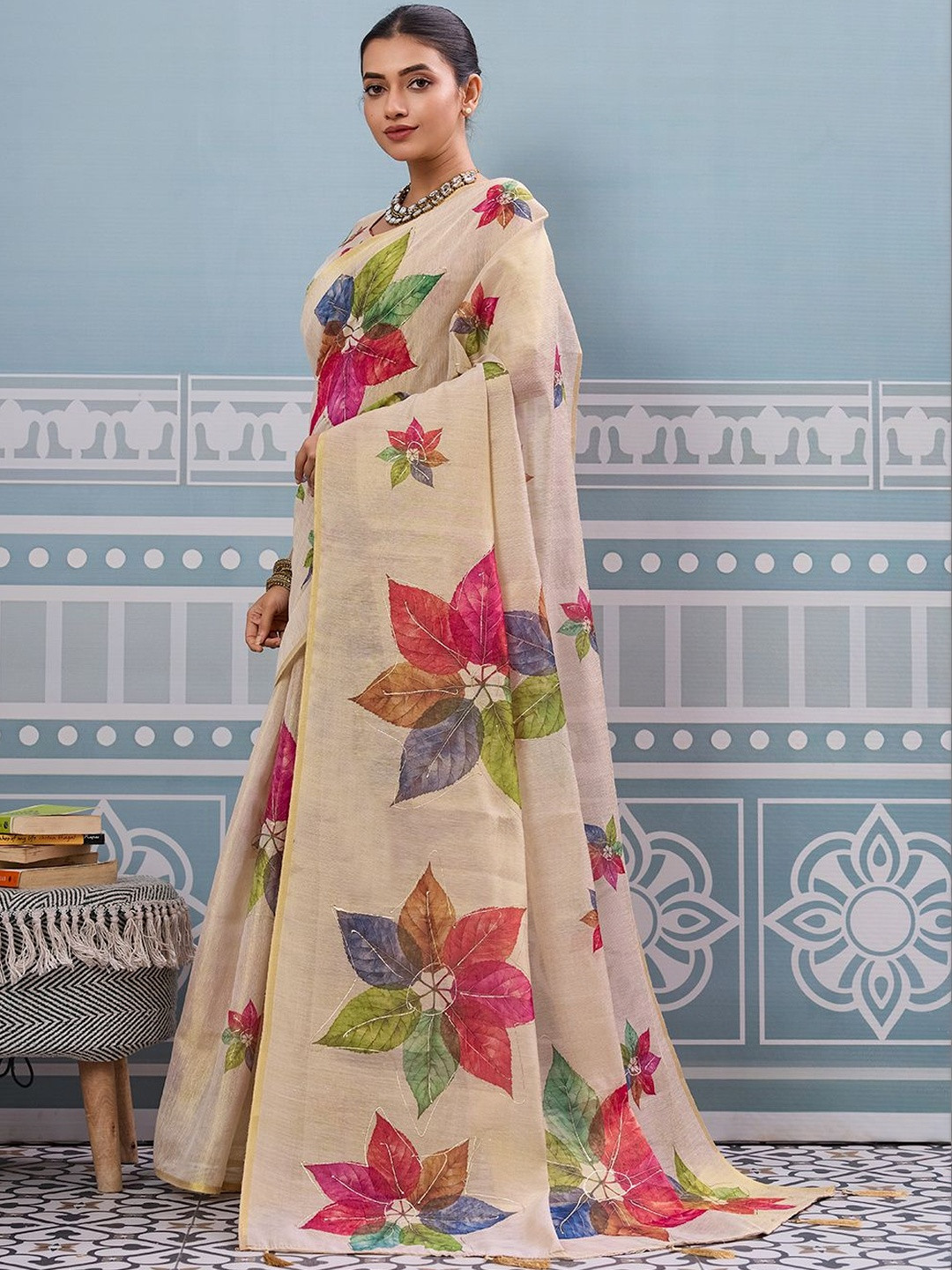 SOHINI NX Floral Zari Handloom Saree