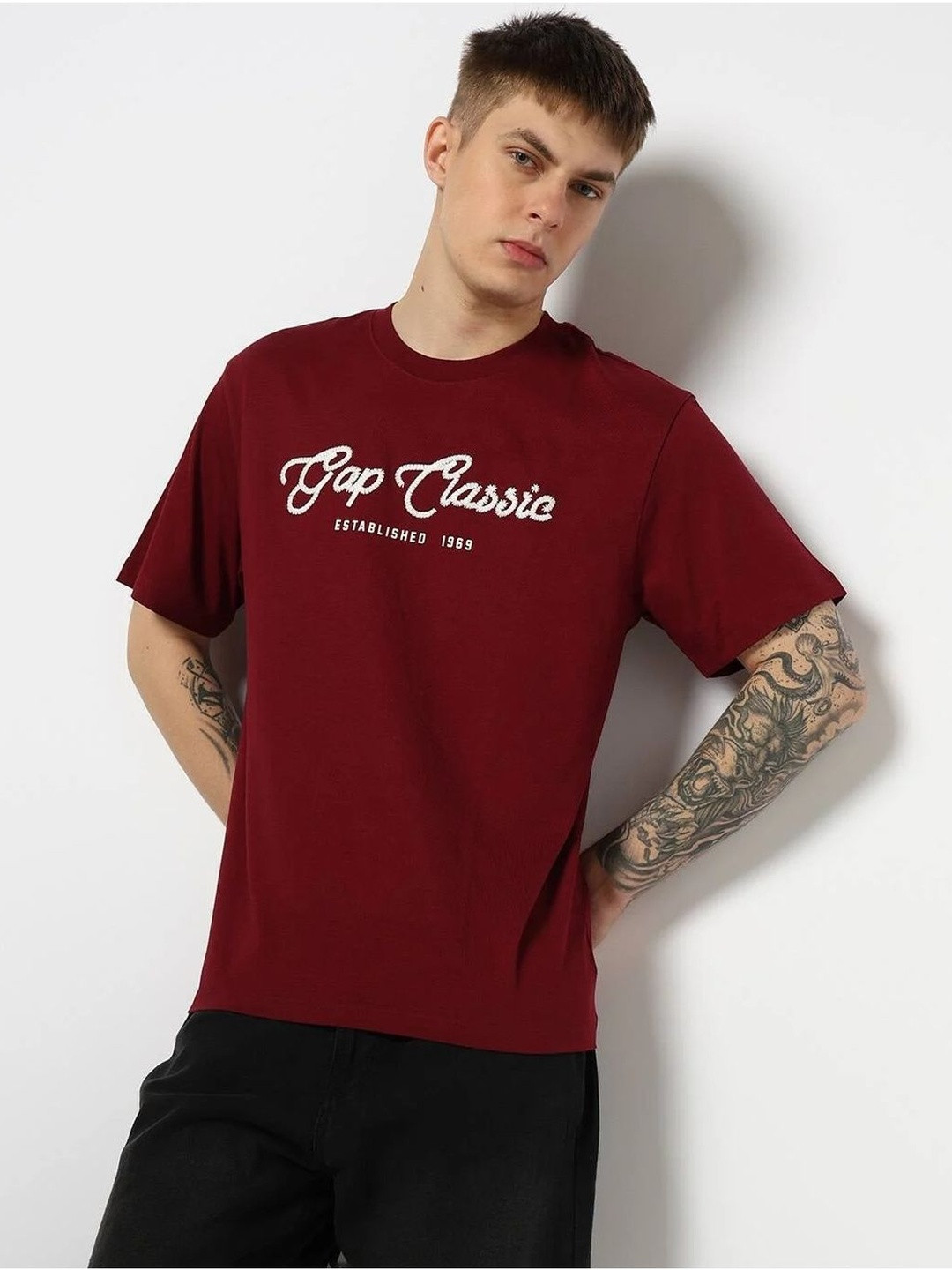 GAP Embroidered Cotton Relaxed-Fit T-Shirt