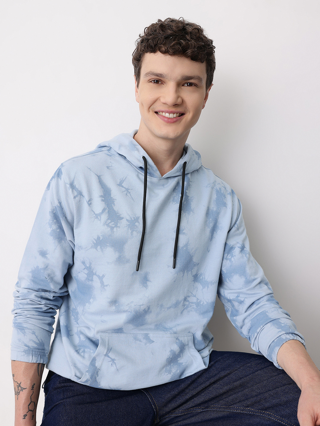 Mast & Harbour Tie and Dye Hooded Sweatshirt