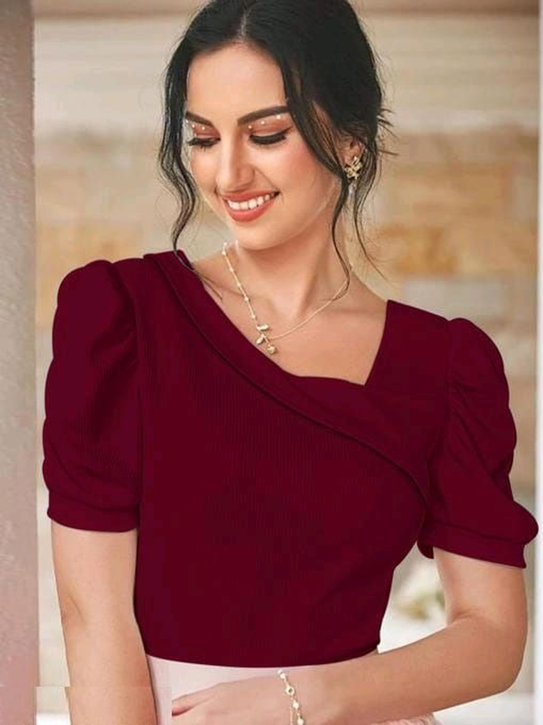 SHYAM SUNDARI Puff Sleeve Top