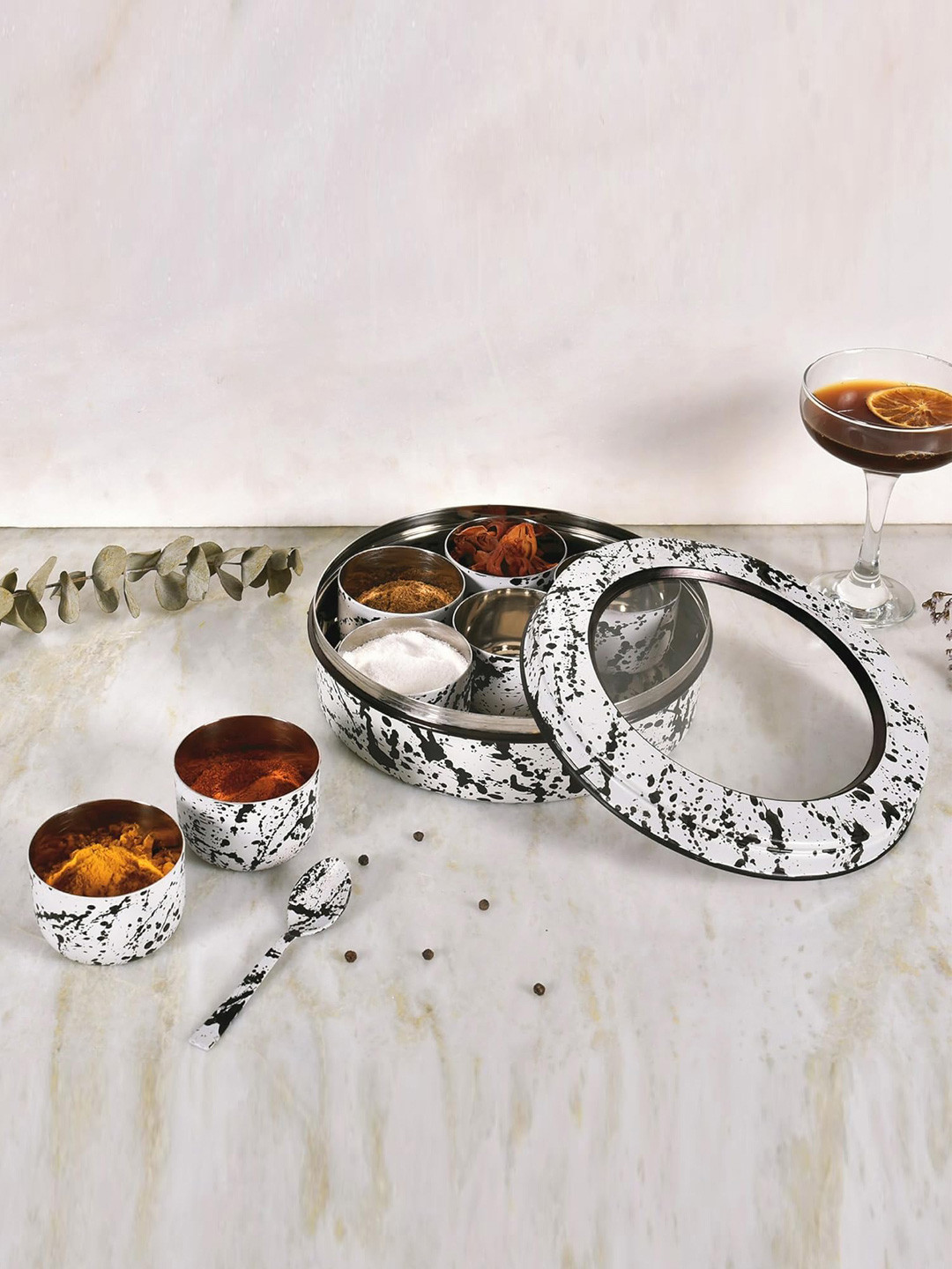 Living With Elan Splatterful White Abstract Printed 7 Compartment Spice Box & Spoon 1500ml