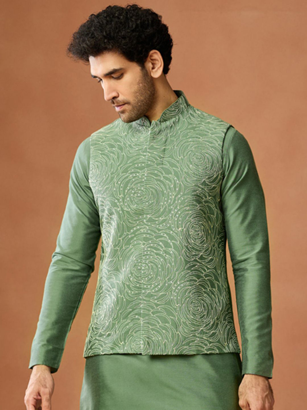 KISAH Men Green Silk Blend & Circular Thread Embroidered Woven Nehru Jackets