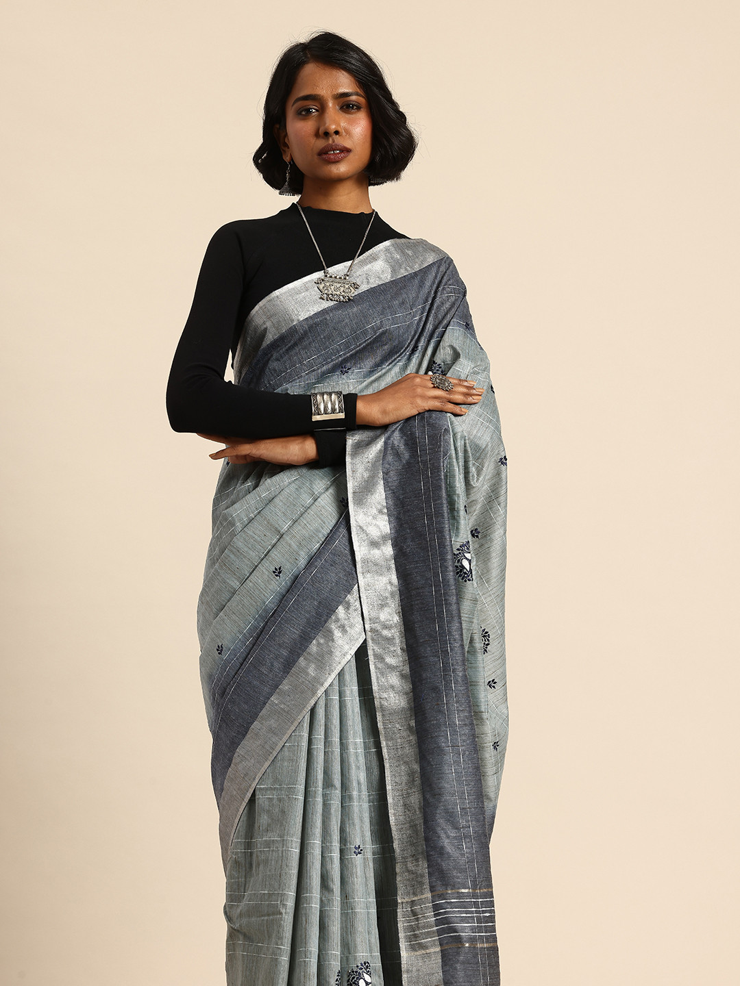 Taavi Woven Legacy and Embroidered Pure Cotton Zari Handloom Saree