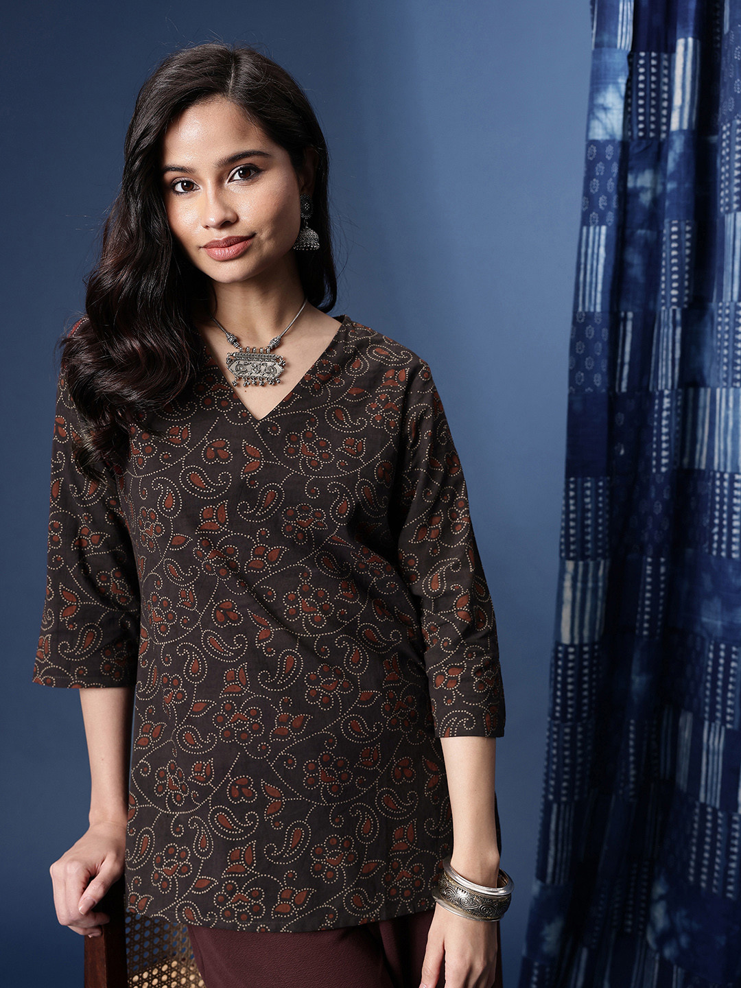 Taavi Ethnic Motifs Printed V-Neck Pure Cotton Ajrakh Kurti