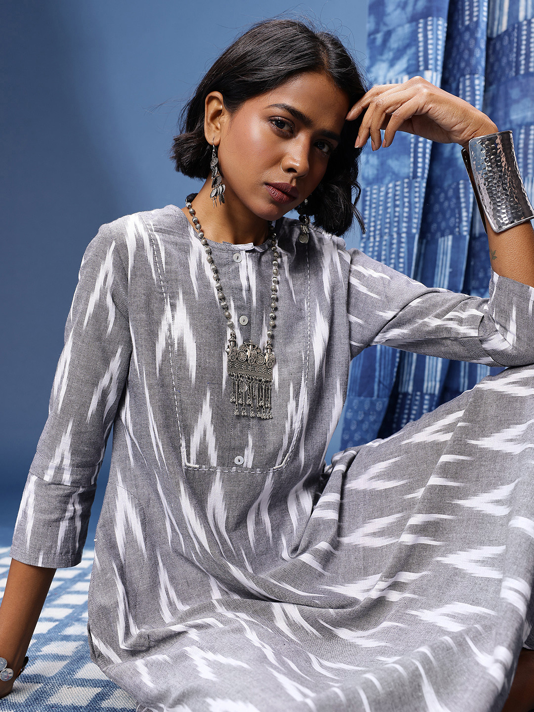 Taavi Ikat Woven Design A-Line Midi Dress