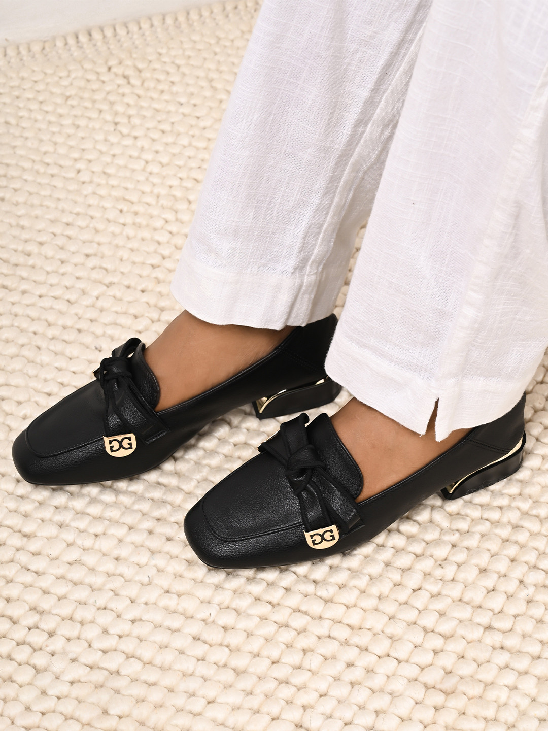 San Marino by Shoe Bank Textured Block Sandals with Bows