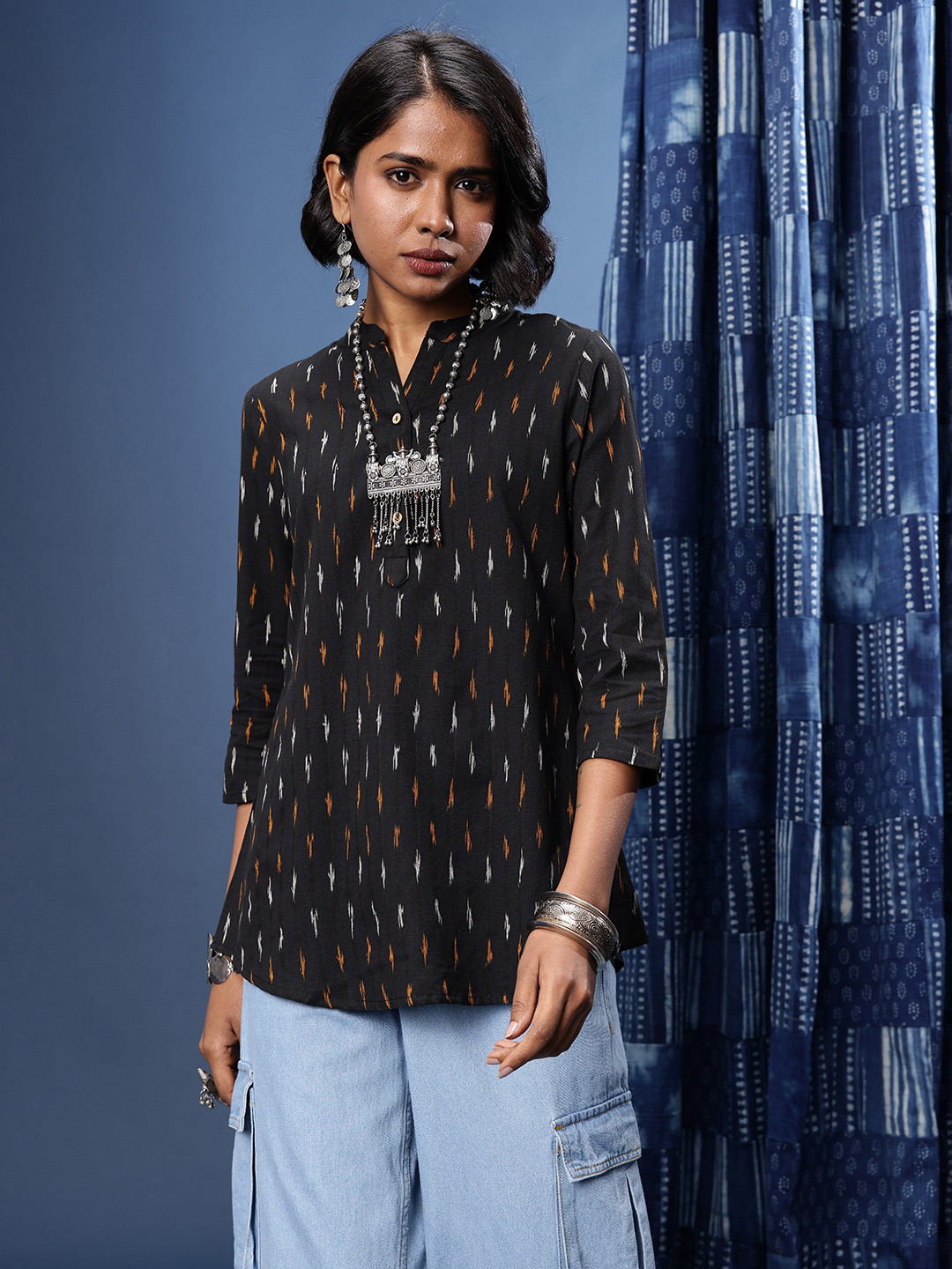 Taavi Geometric Woven Design Ikat Kurti
