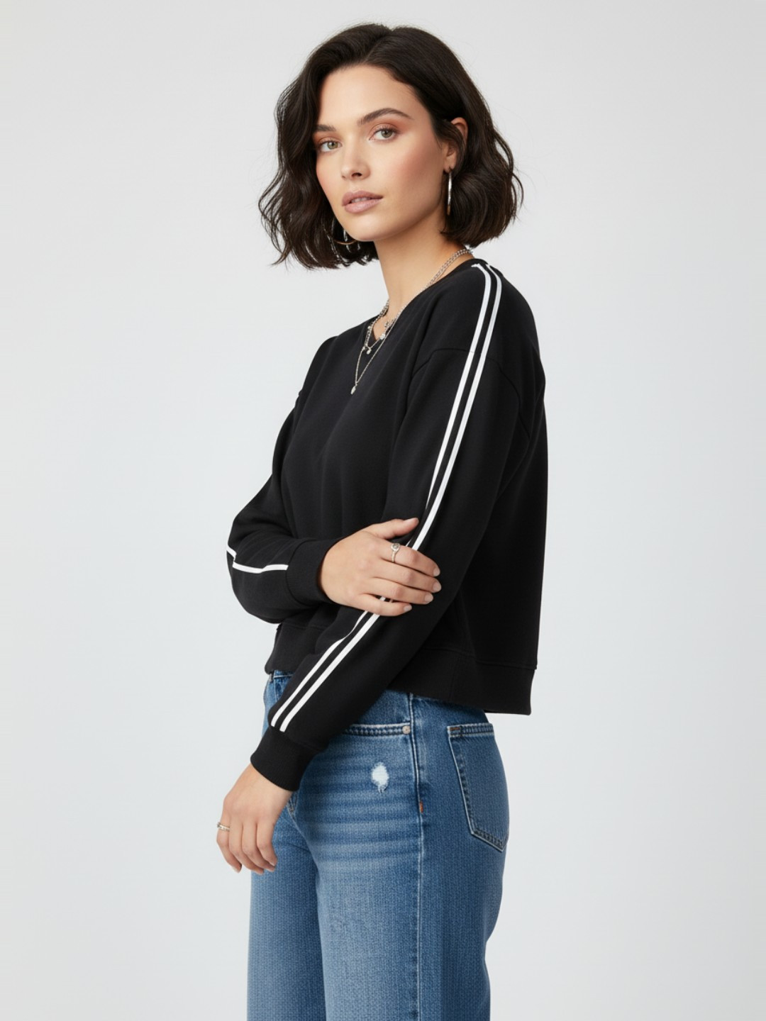 glitchez V-Neck Boxy Knitted Sweatshirt