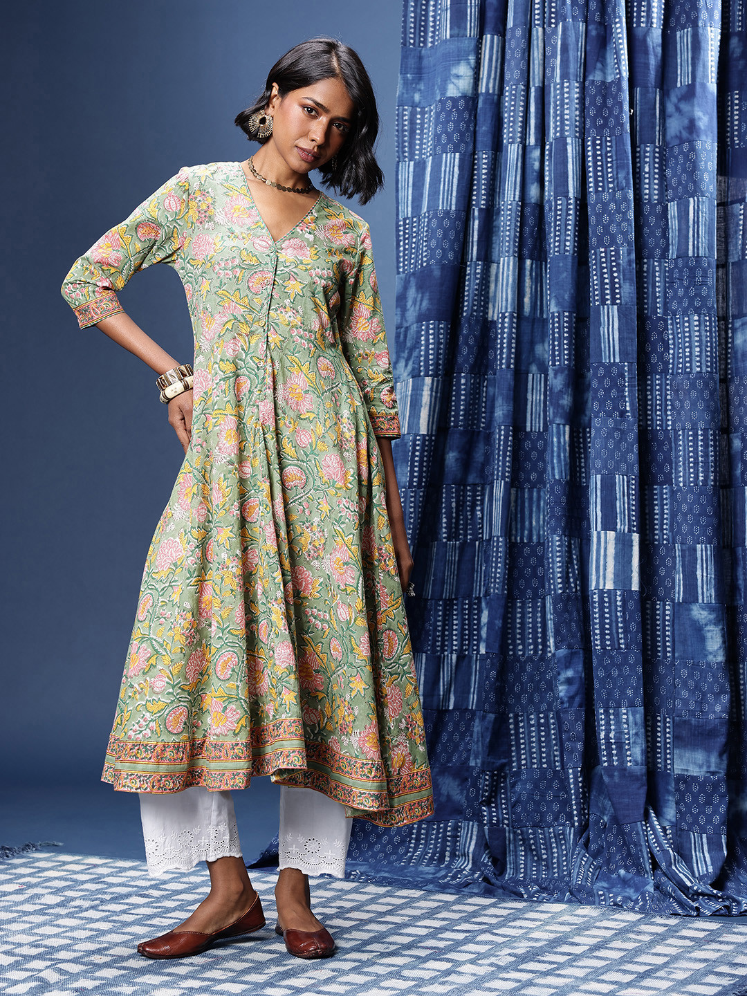 Taavi Floral Printed Pure Cotton Sanganeri Folk A-Line Kurta