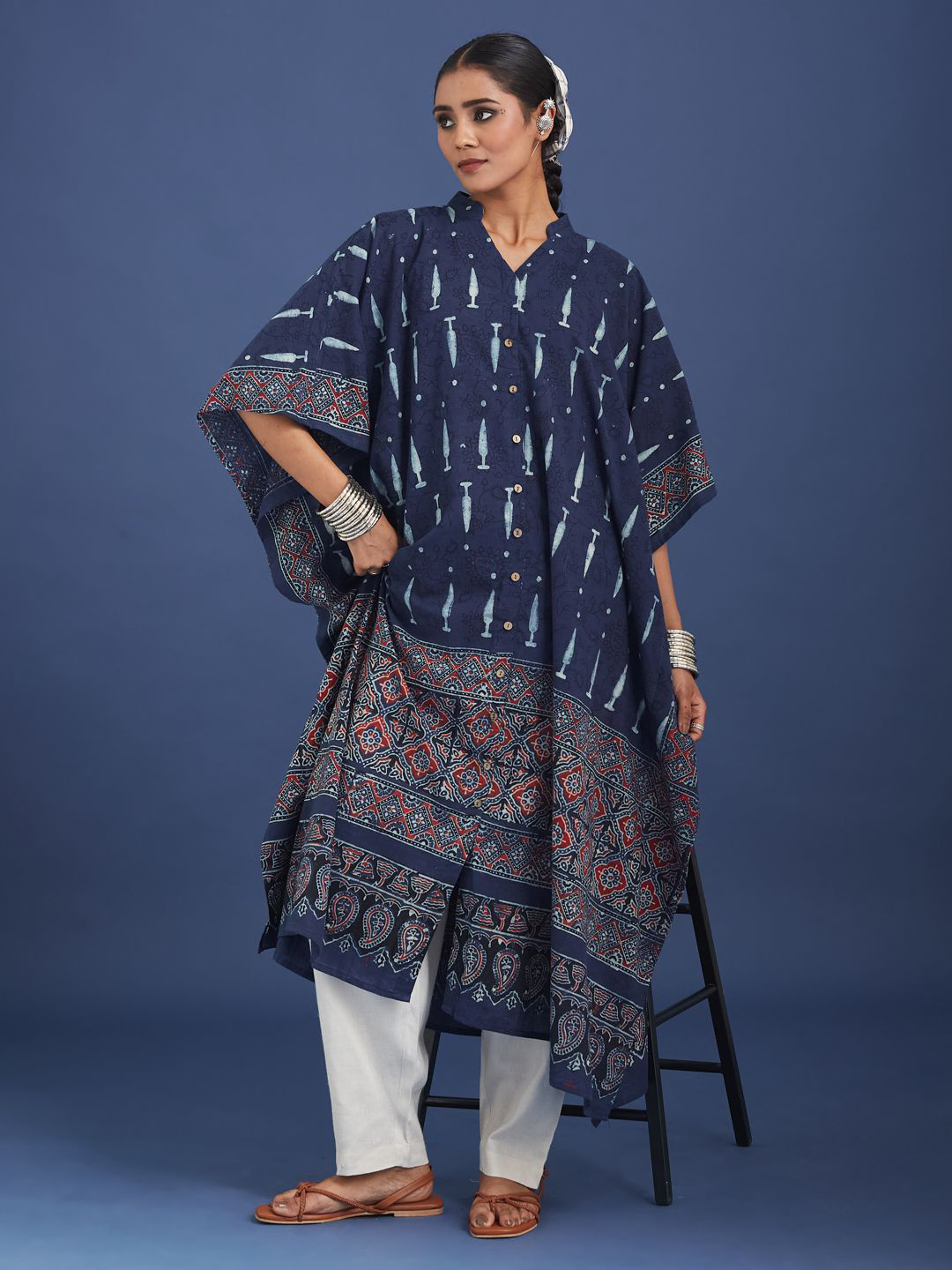 Taavi Women Ethnic Motifs Printed Daily Cotton Kaftan Kurta