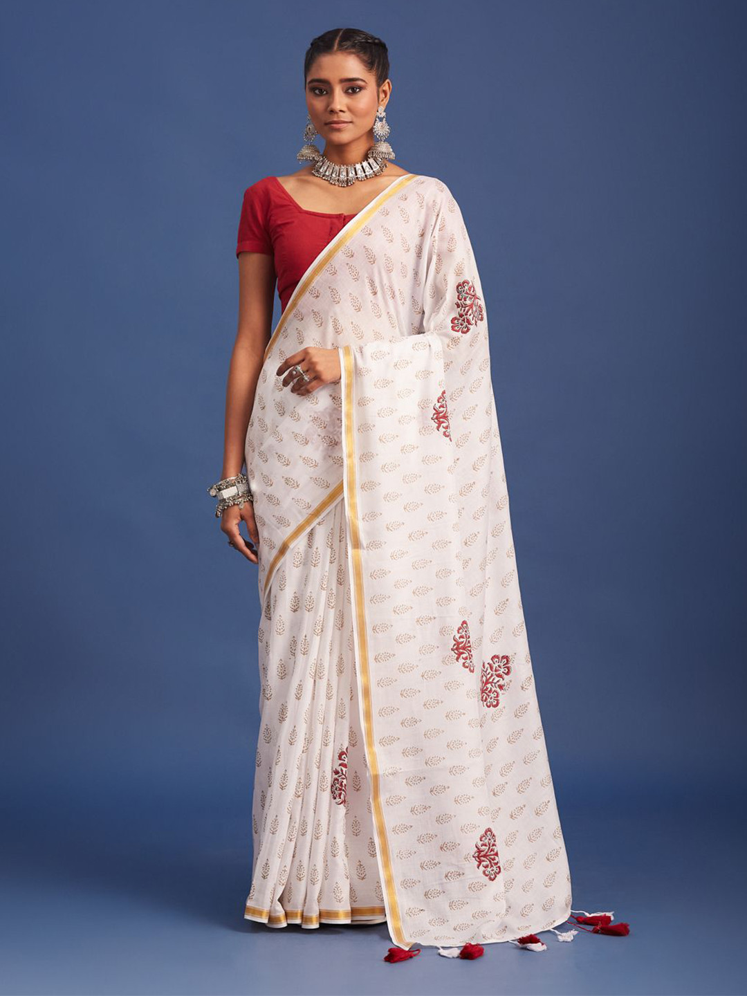 Taavi Women Hand Block Printed Pure Cotton Saree With Golden Patta