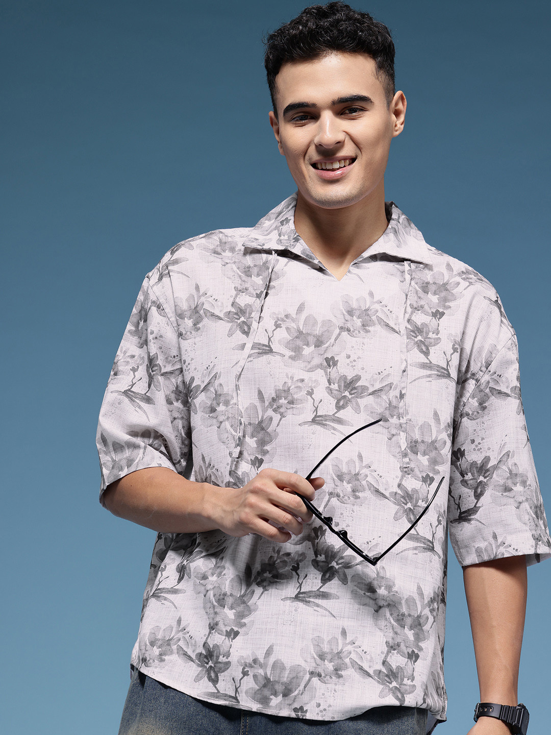 HERE&NOW Relaxed Fit Floral Printed Casual Shirt