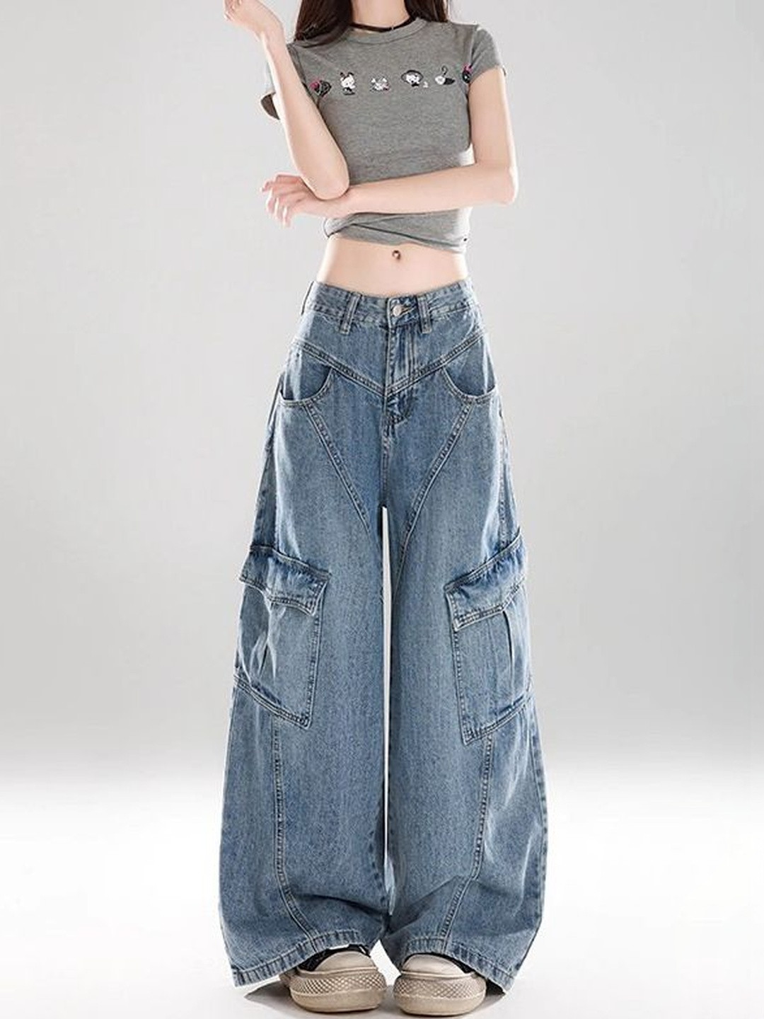 StyleCast x Revolte Women Wide Leg Mid-Rise Light Fade Jeans