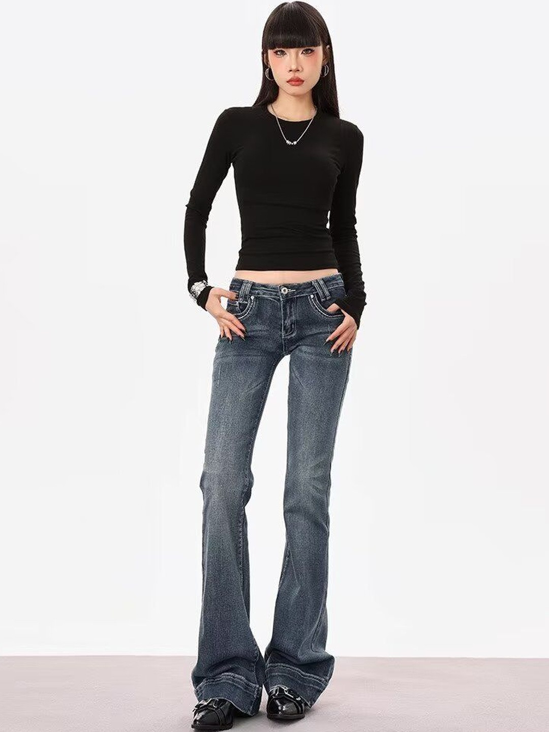StyleCast Women Regular Fit Mid-Rise Low Distress Jeans