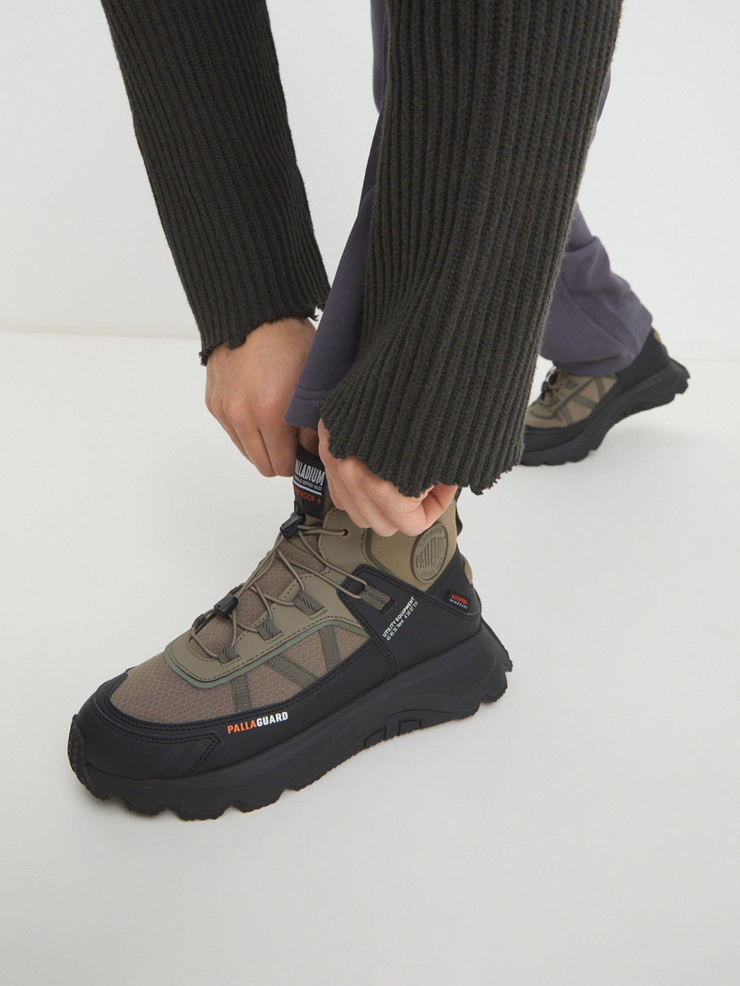 PALLADIUM Men's Waterproof Trekking Sneakers