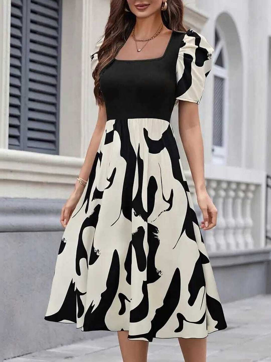 SHYAM SUNDARI Print Puff Sleeve Fit & Flare Midi Dress