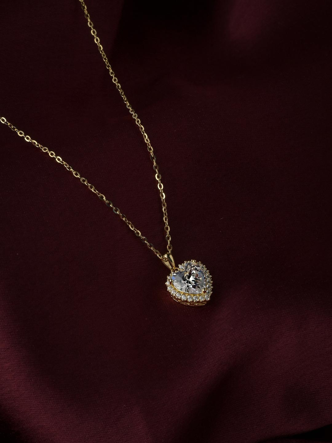 Impression jewellery Women 925 Sterling Silver Sparkling Heart Solitaire Pendant Necklace