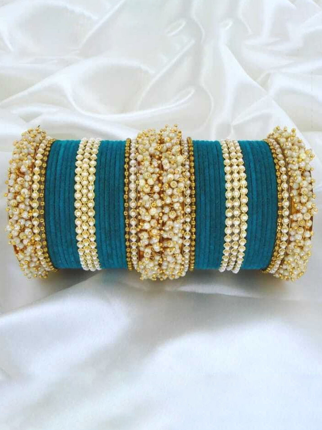 Shasmi Glass Artificial Stones & Beads Bangle