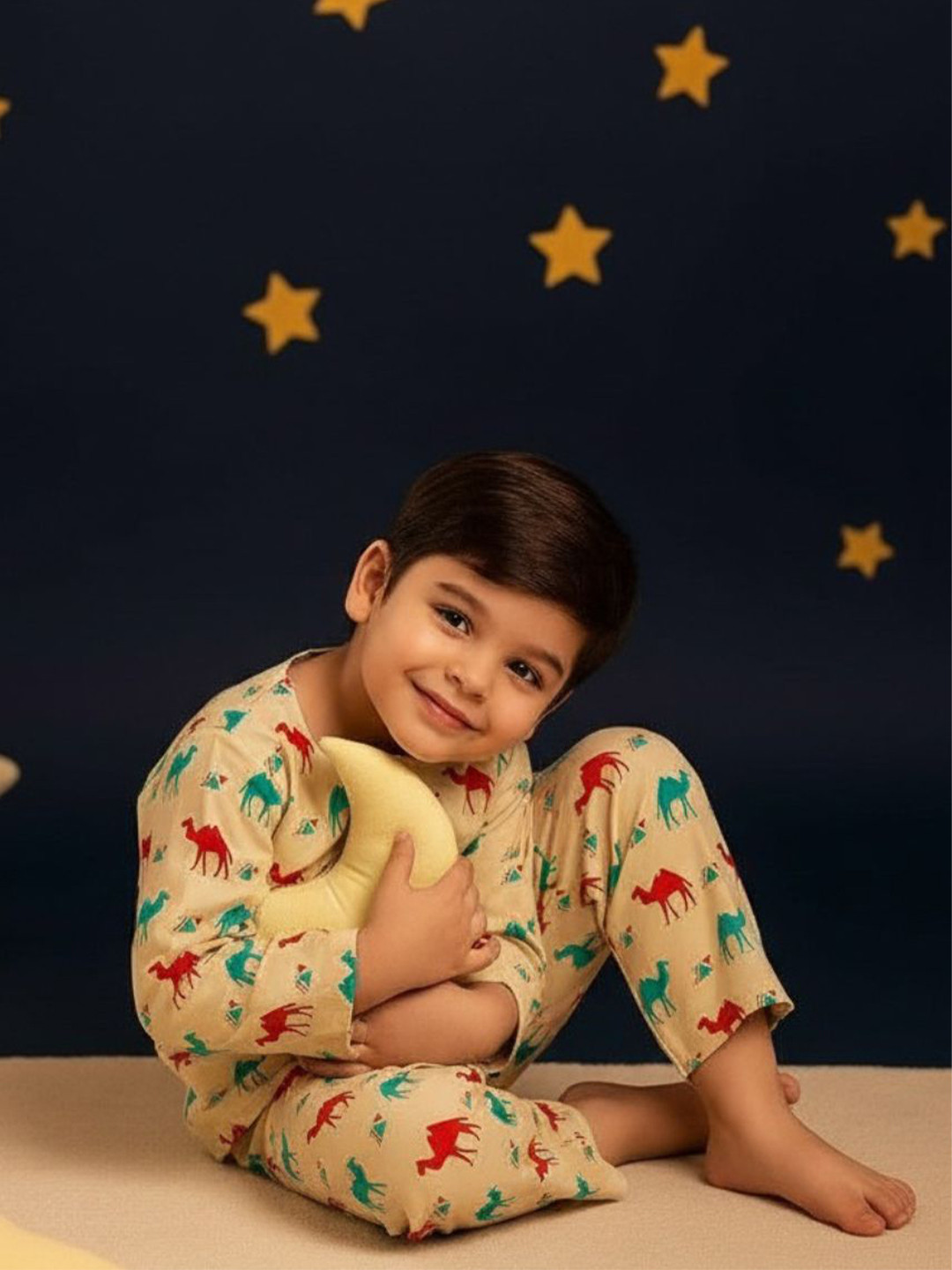 House Of Kids Graphic Printed Pure Cotton T-shirt With Trousers
