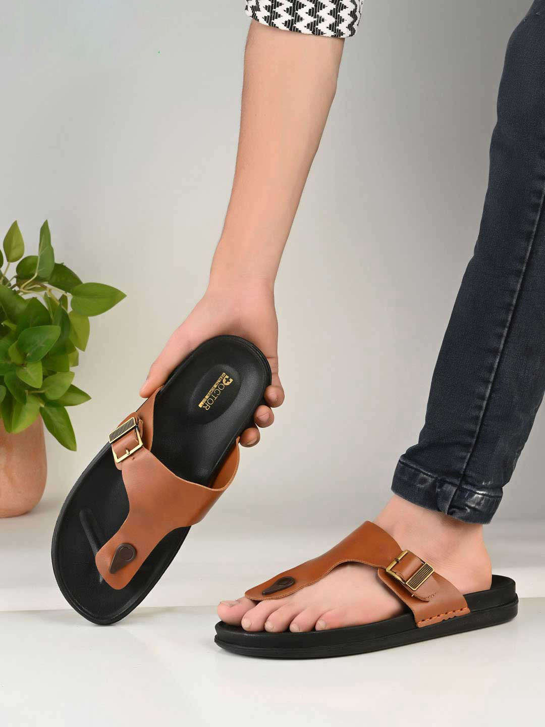 DOCTOR HEALTH SUPER SOFT Men Comfort Sandals
