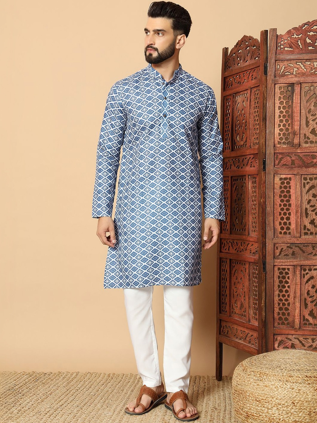 LAZZLY Men Floral Printed Kurta