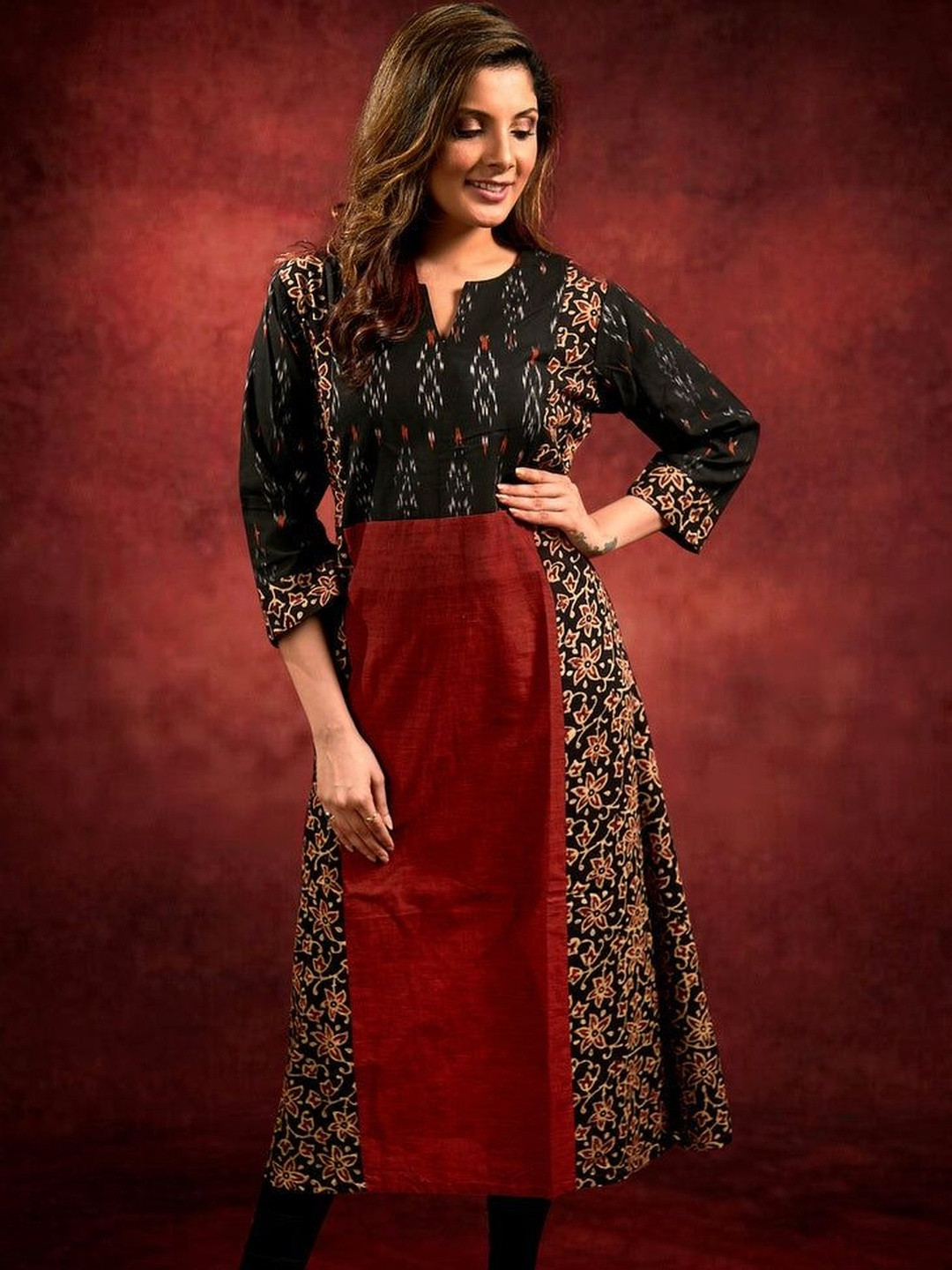 SUJATRA Women Floral Printed Flared Sleeves Mirror Work Kurta