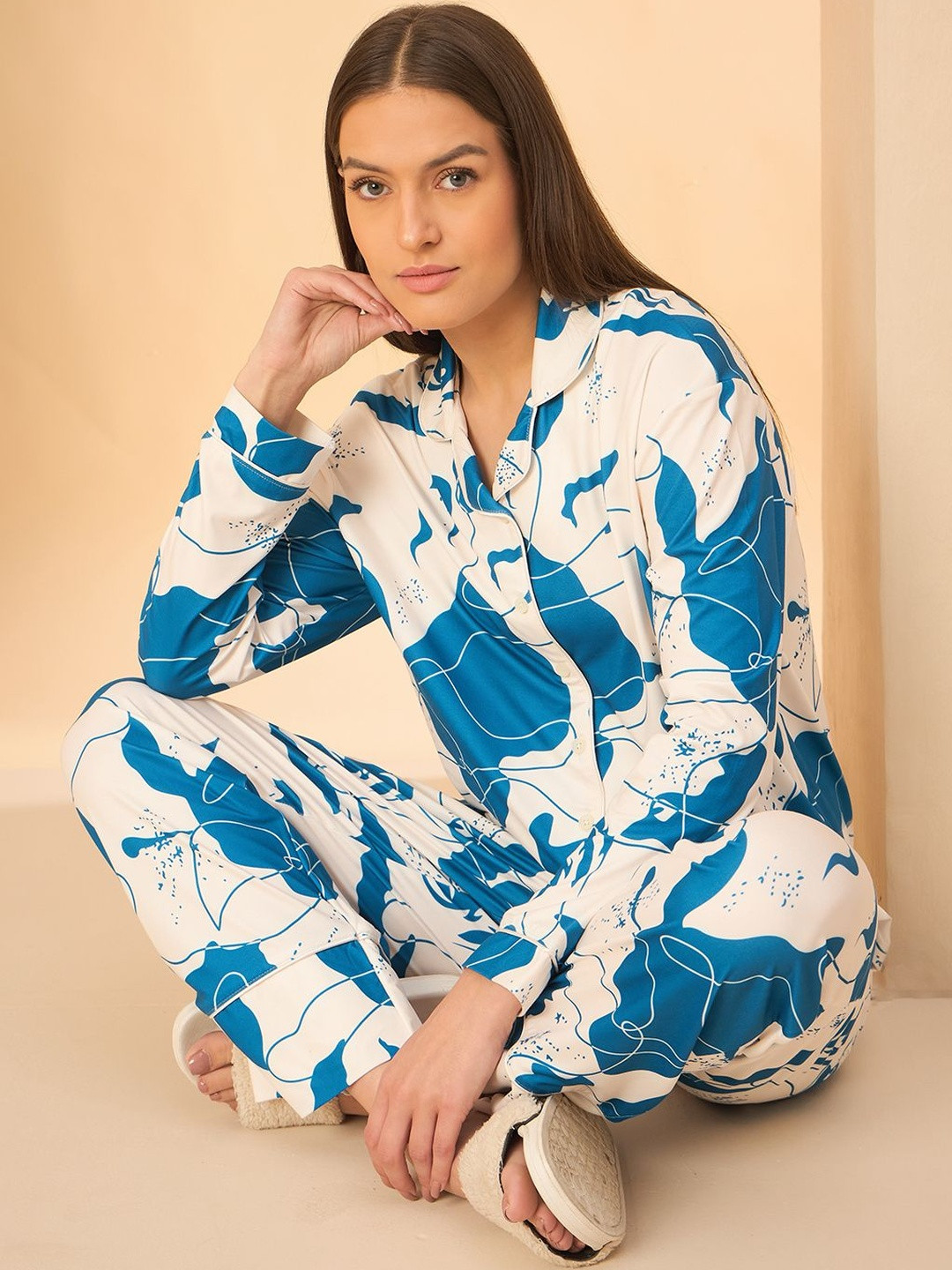 Sweet Dreams Women Printed Knitted Shirt with Pyjamas