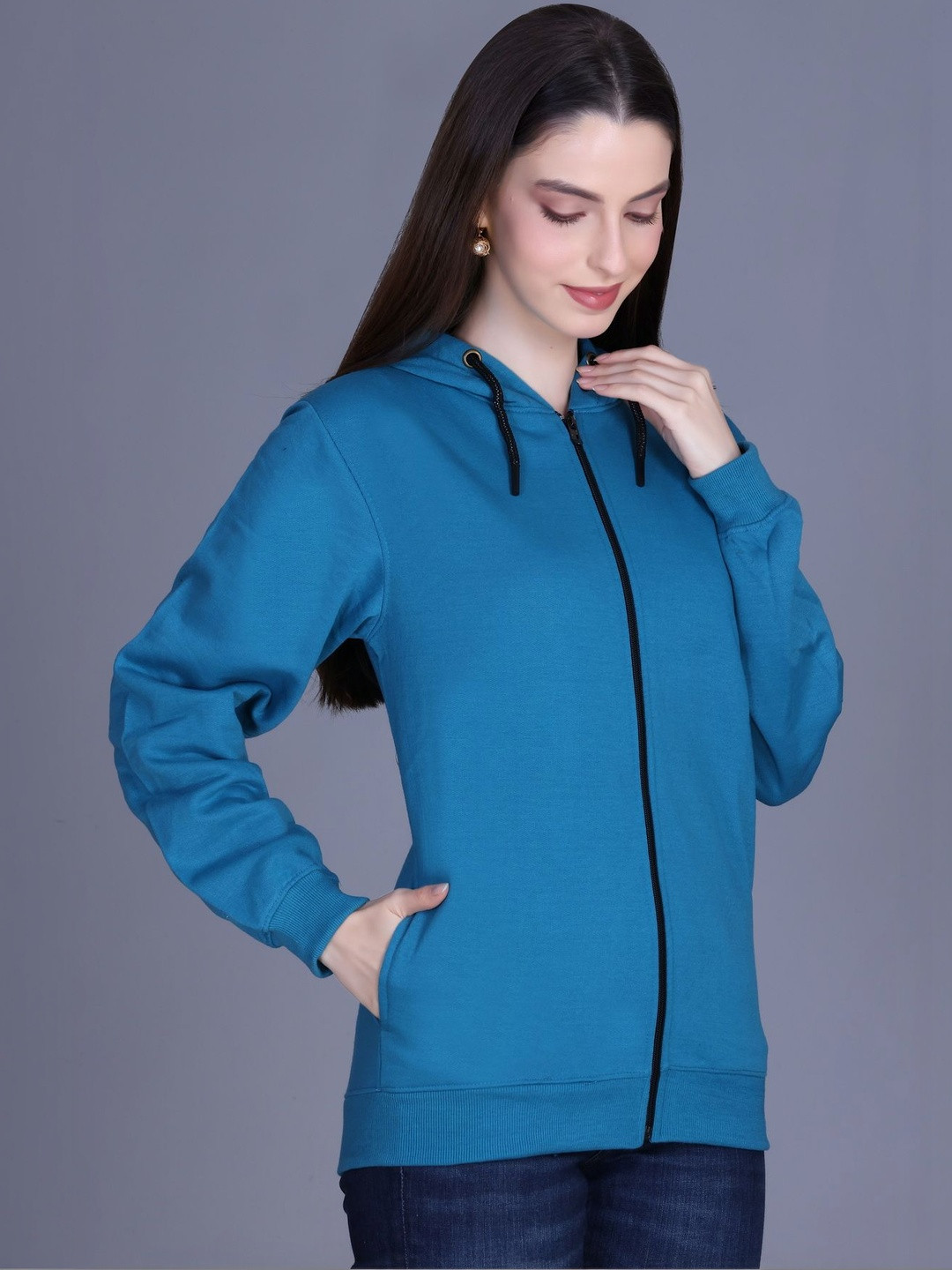 The Roadster Lifestyle Co Long Sleeve Hooded Sweatshirt