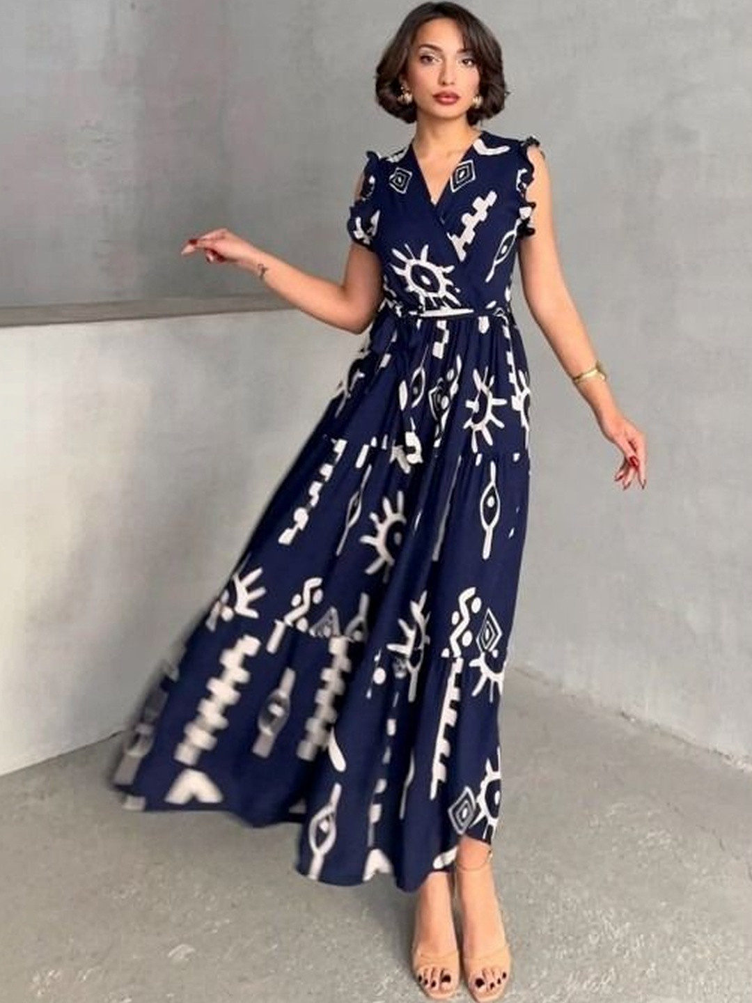 WOCLO ENTERPRISE Print Flutter Sleeve Maxi Dress
