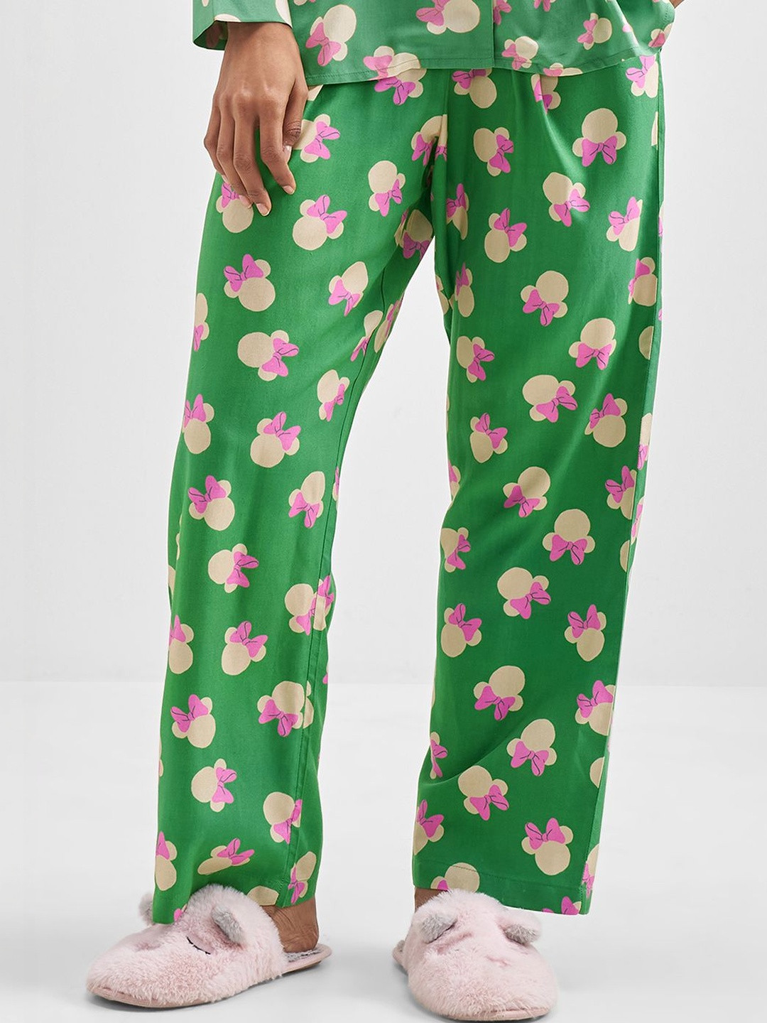 Tokyo Talkies Women Disney Minnie Mouse Printed Mid-Rise Lounge Pant