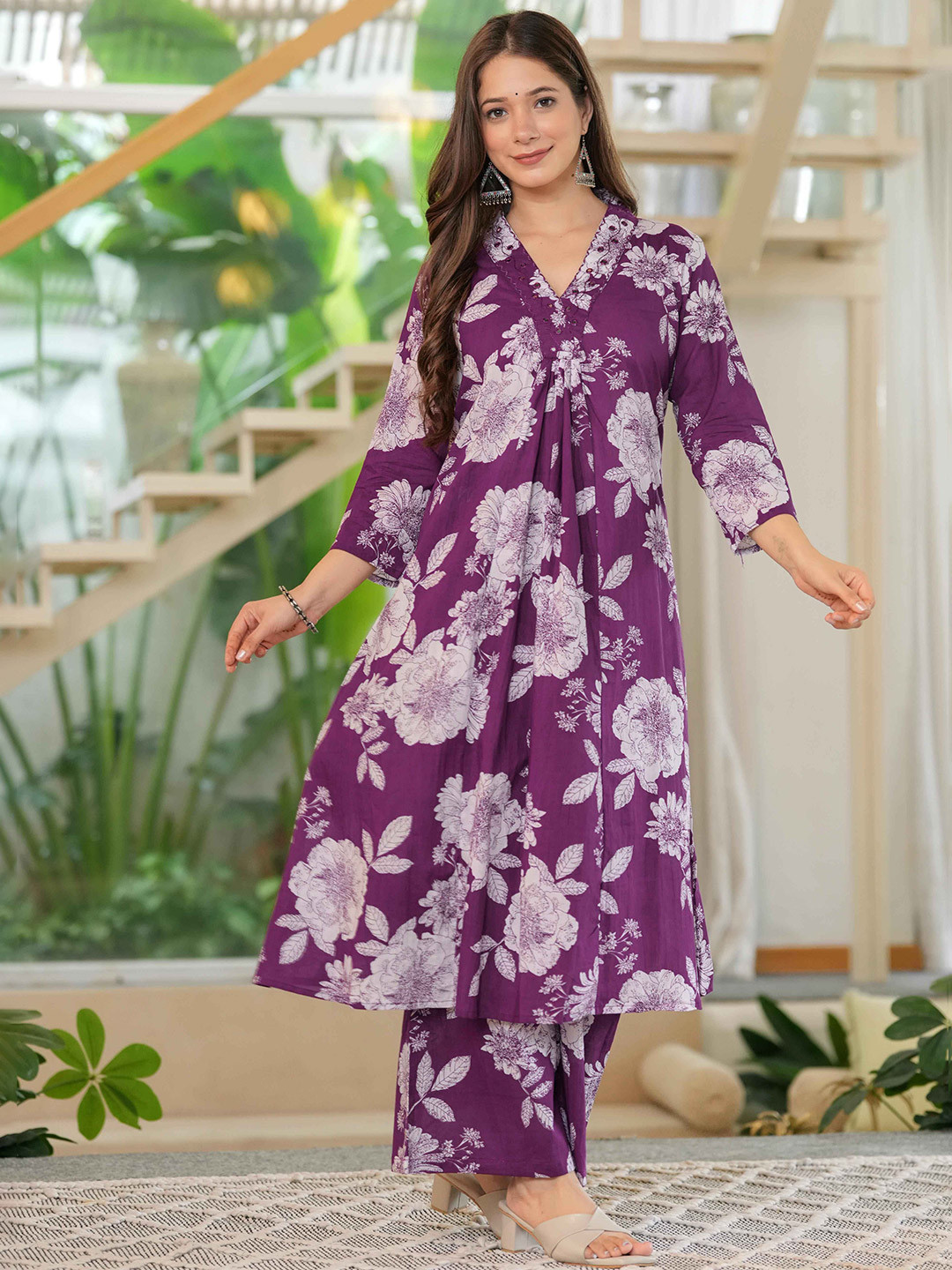 MEERA FAB Women Pack of 2 Floral Printed Pure Cotton A-Line Kurta with Trousers