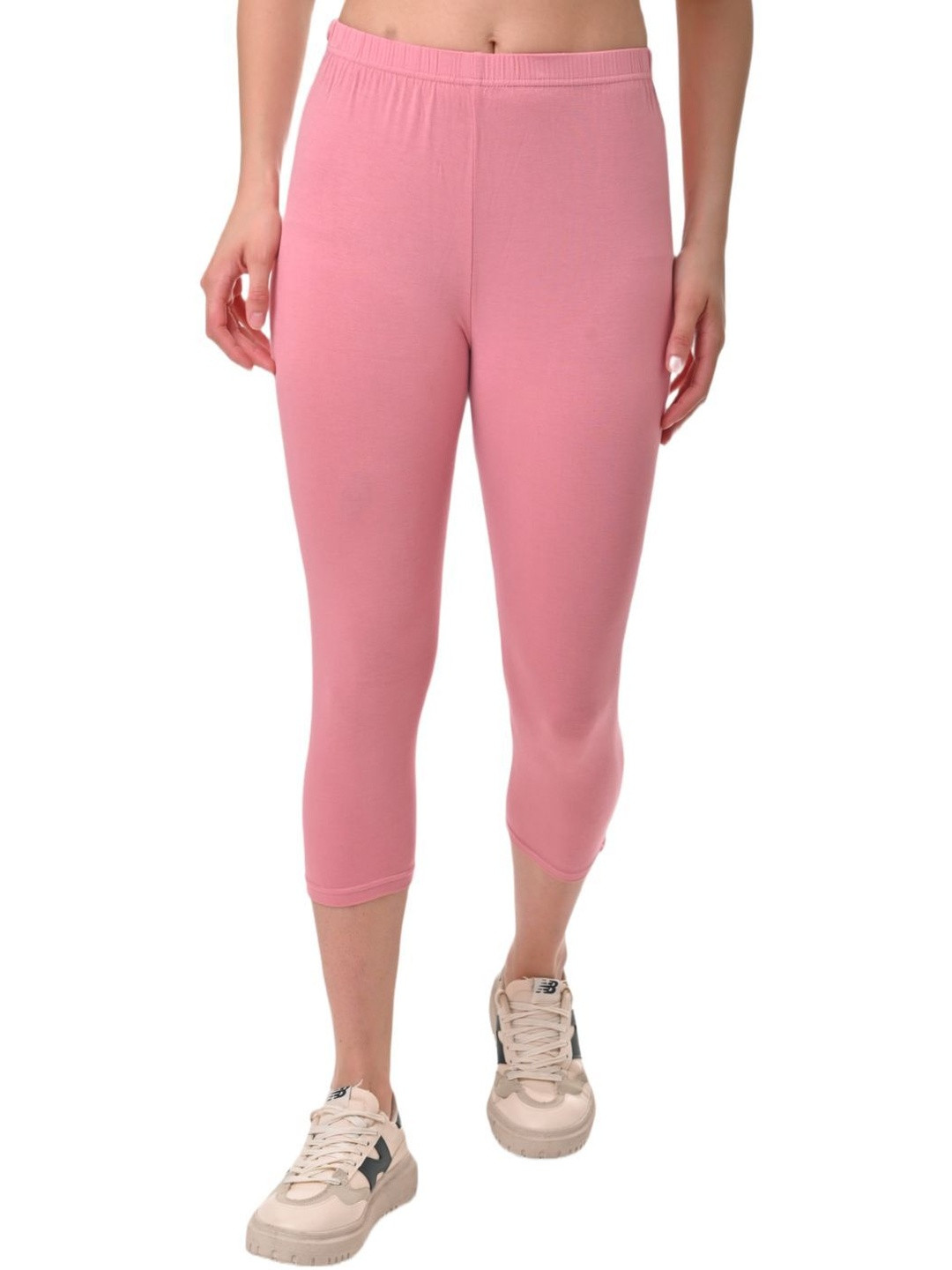 Fly Birds Women Solid Skinny Fit Capris