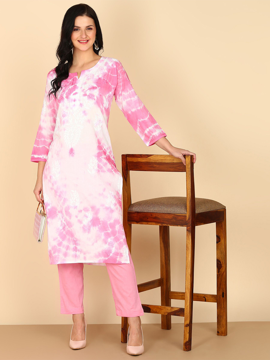 RANGAA NAWAAB Women Bandhani Dyed Chikankari White Romance Kurta