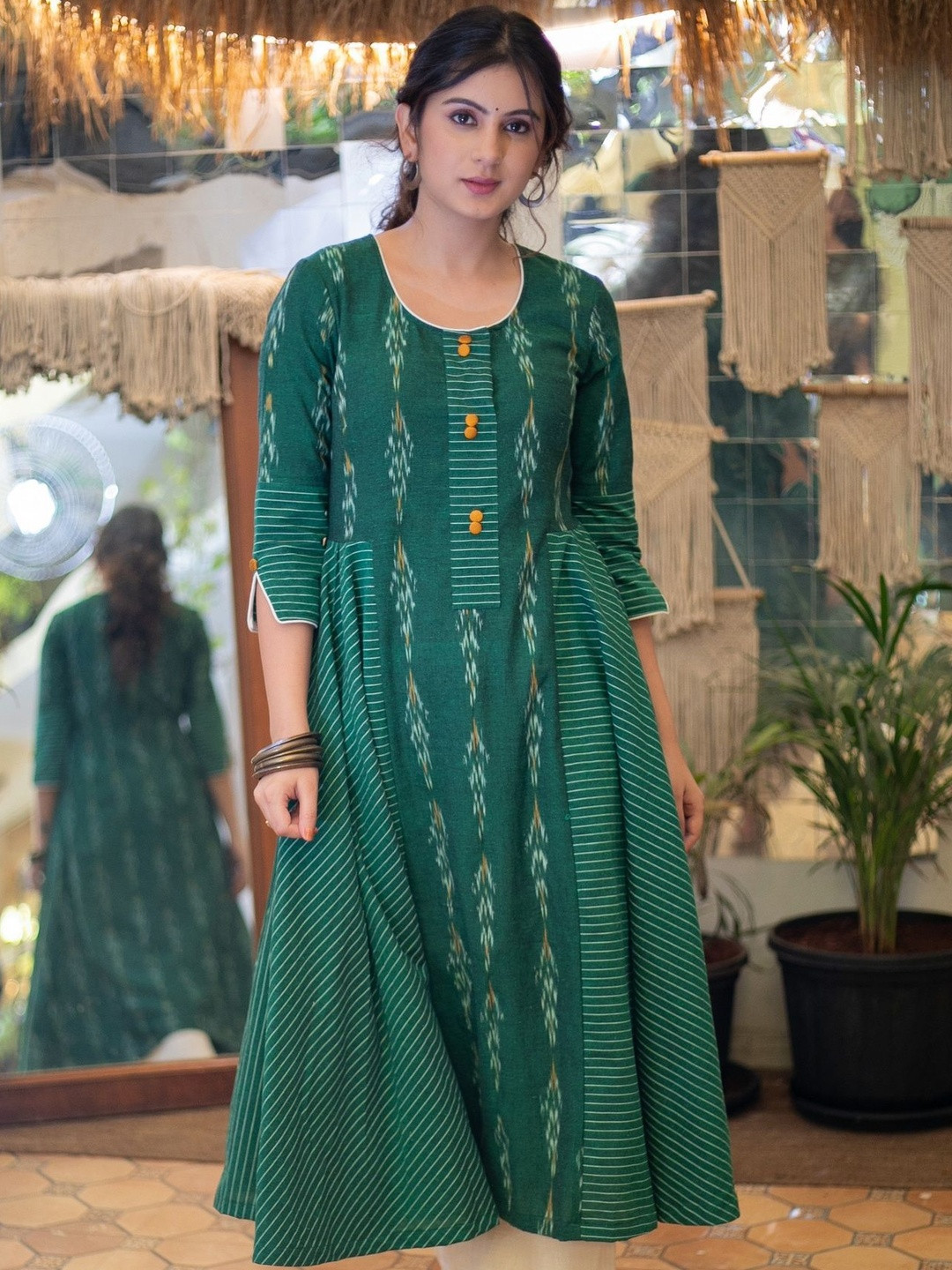 SUJATRA Women Printed Kurta