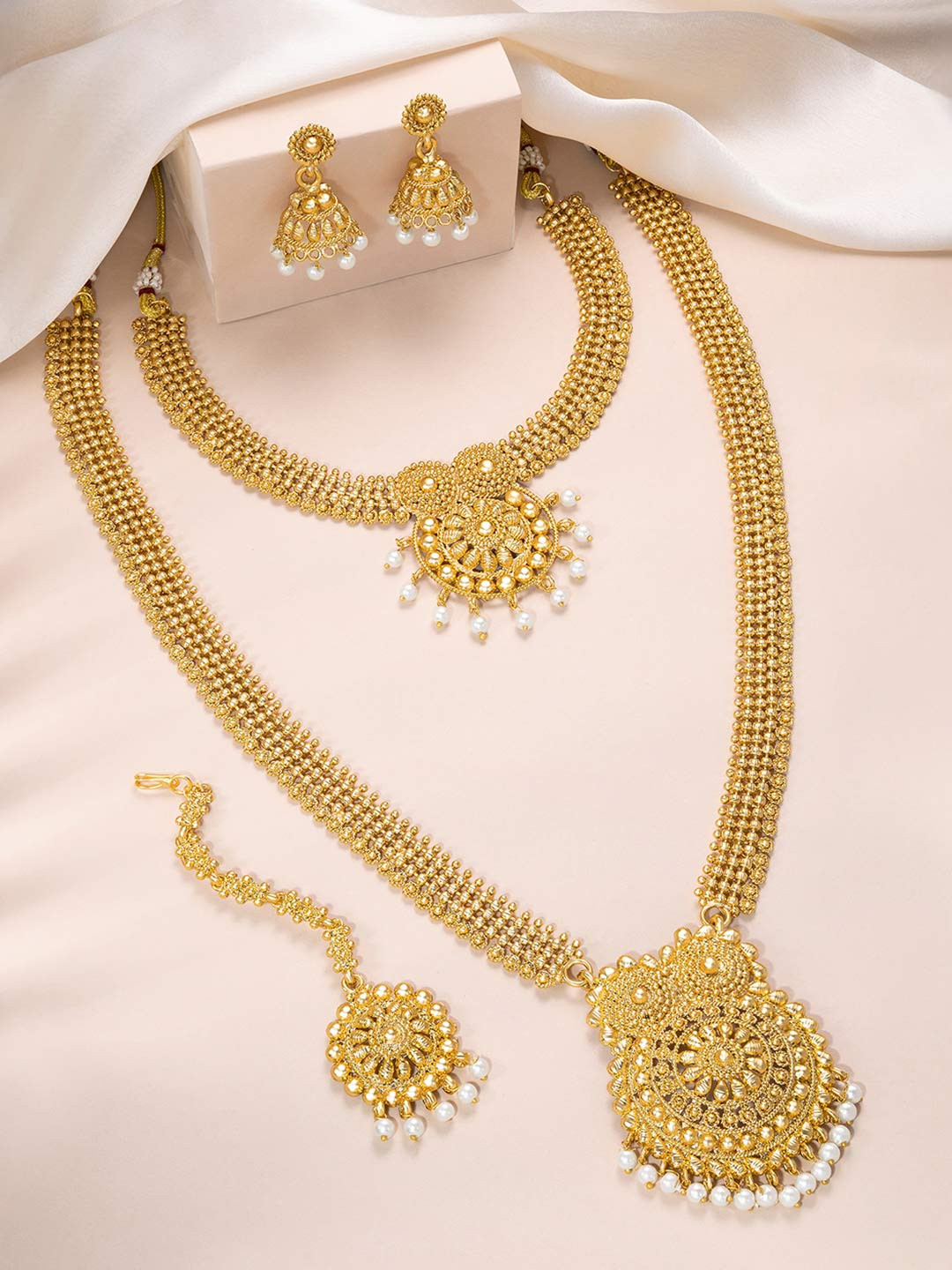 Peora Women Gold-Plated Beaded Jewellery Set With Maang Tikka