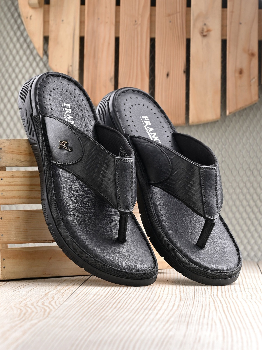 Franco Leone Men Thong Flip-Flops