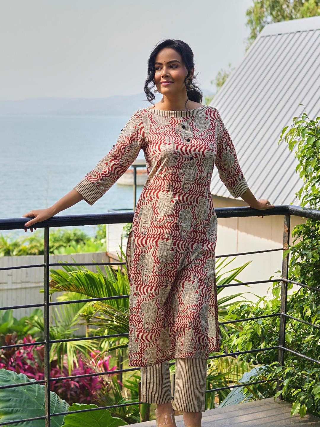 SUJATRA Women Yoke Design Flared Sleeves Anarkali Kurta