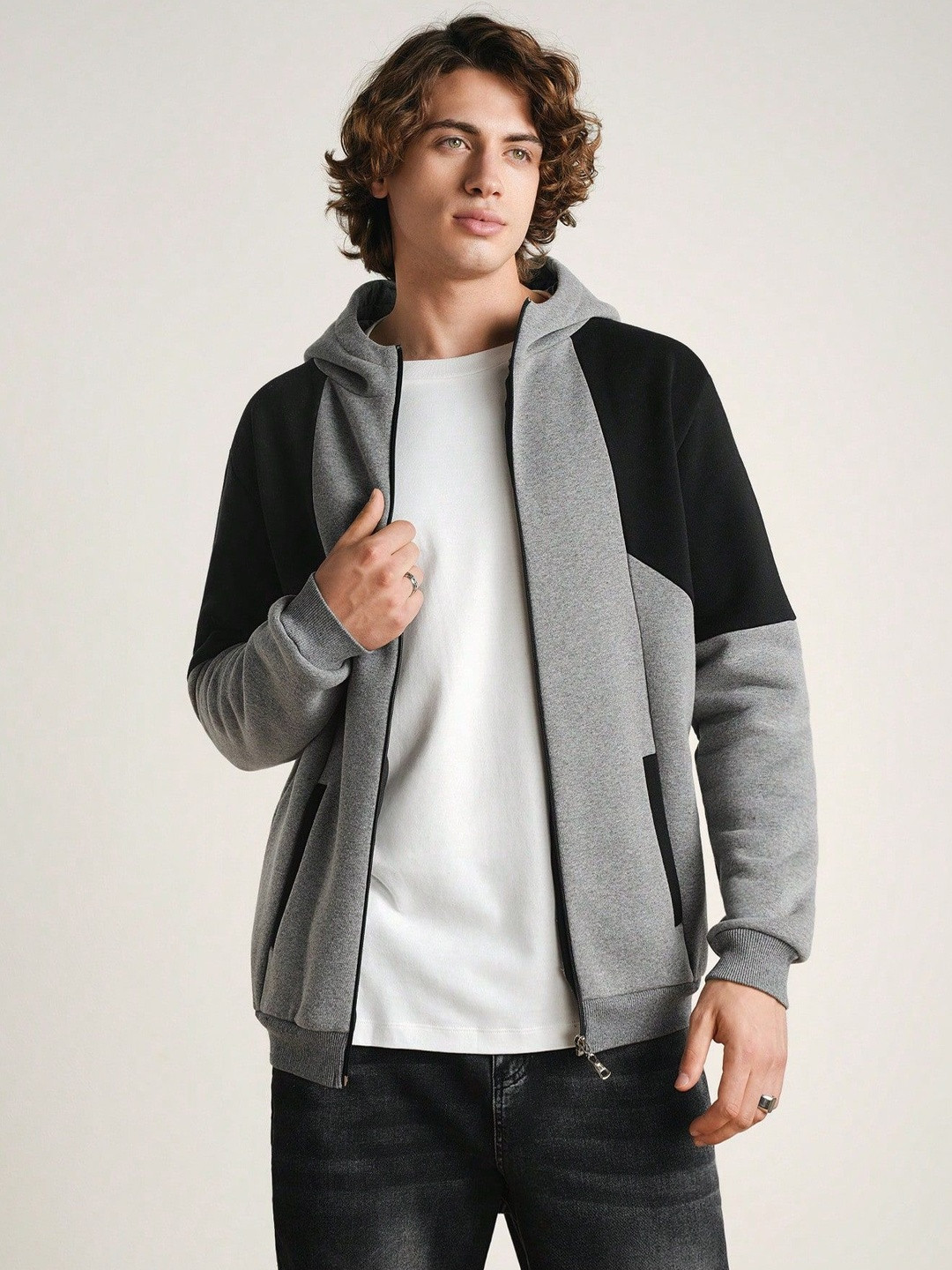 R.Code by The Roadster Life Co. Men Colourblocked Fleece Lightweight Outdoor Open Front Jacket